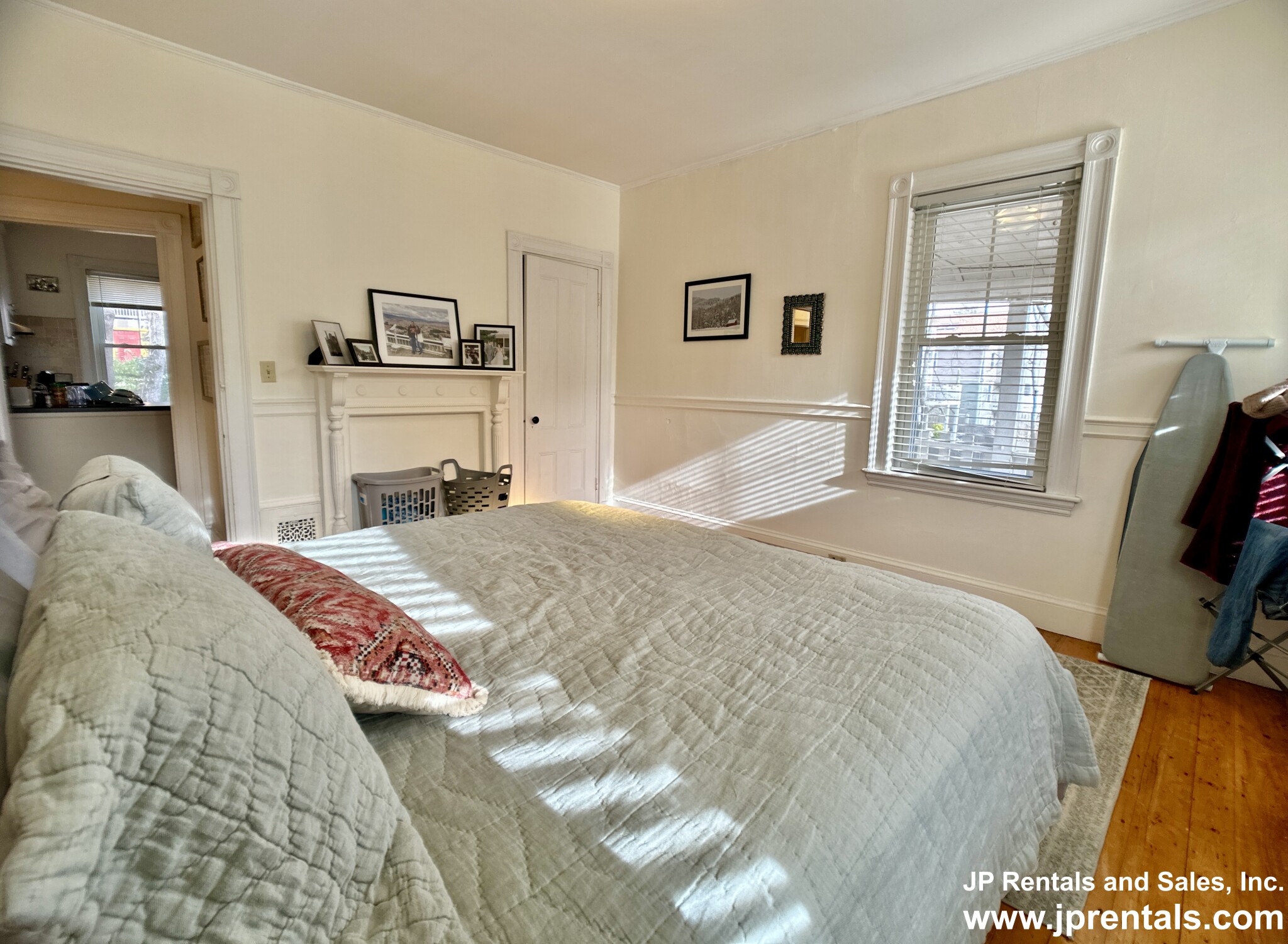 1 Paul Gore Ter, Jamaica Plain