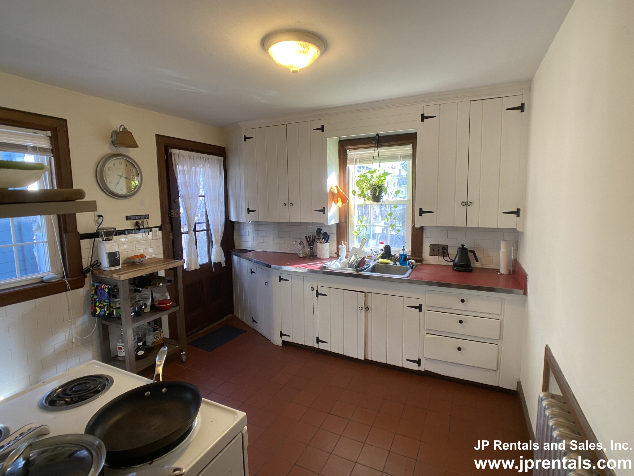 36 Lakeville Rd, Jamaica Plain