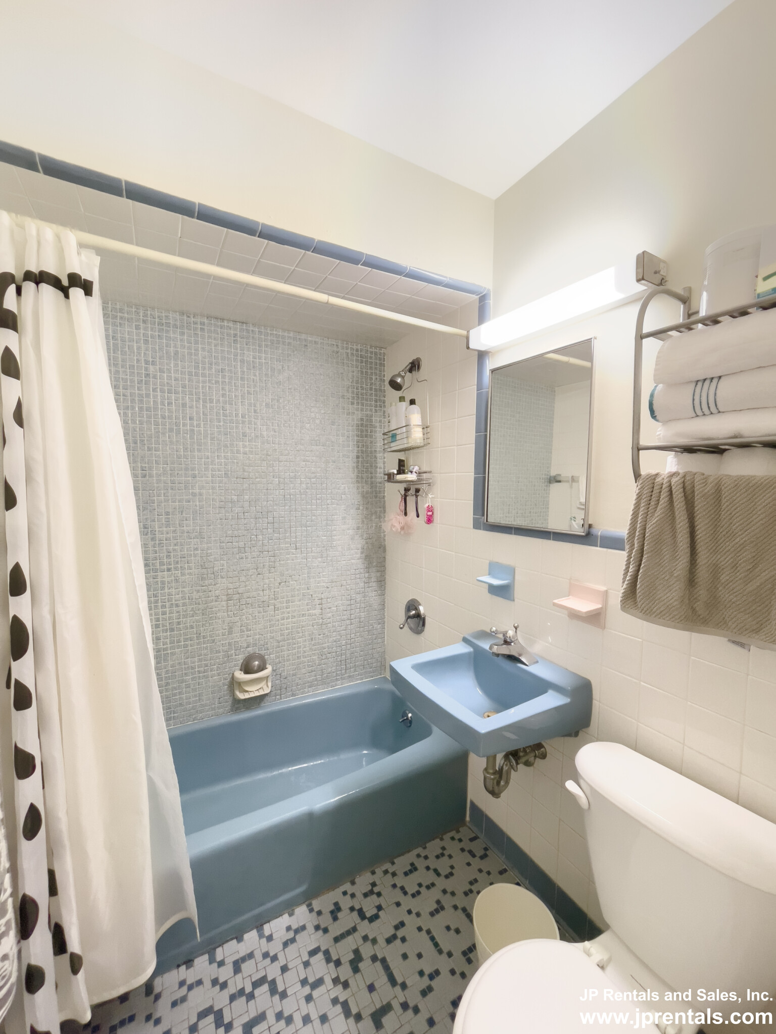 594 Centre St, Jamaica Plain