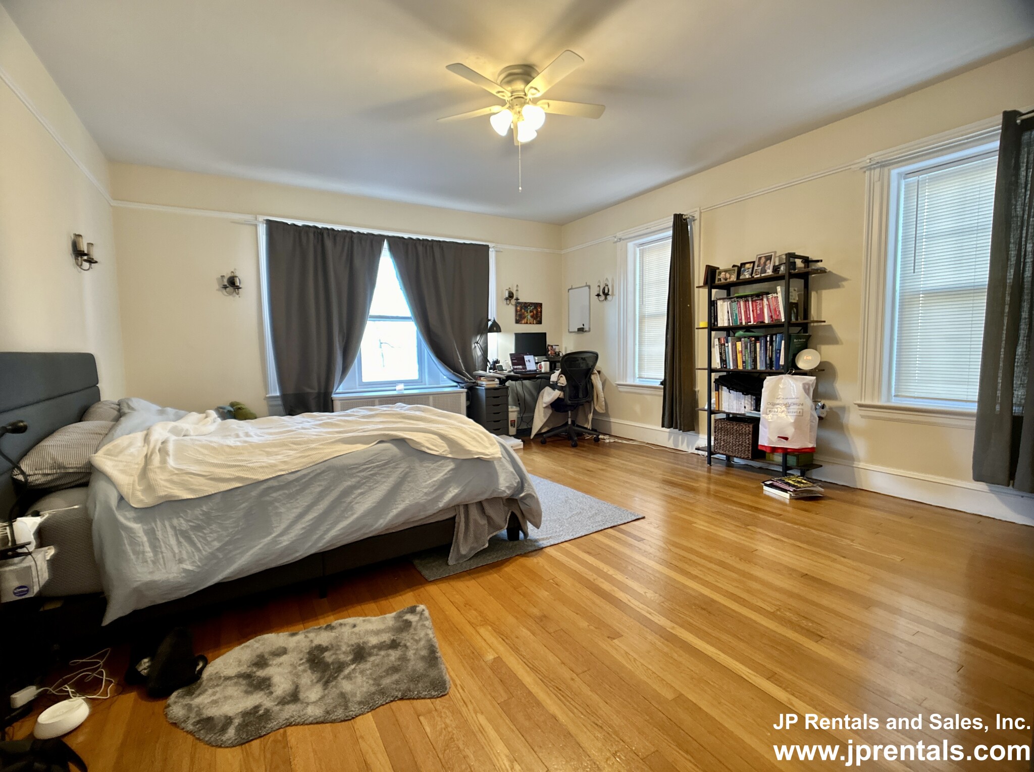 480 Jamaicaway, Jamaica Plain