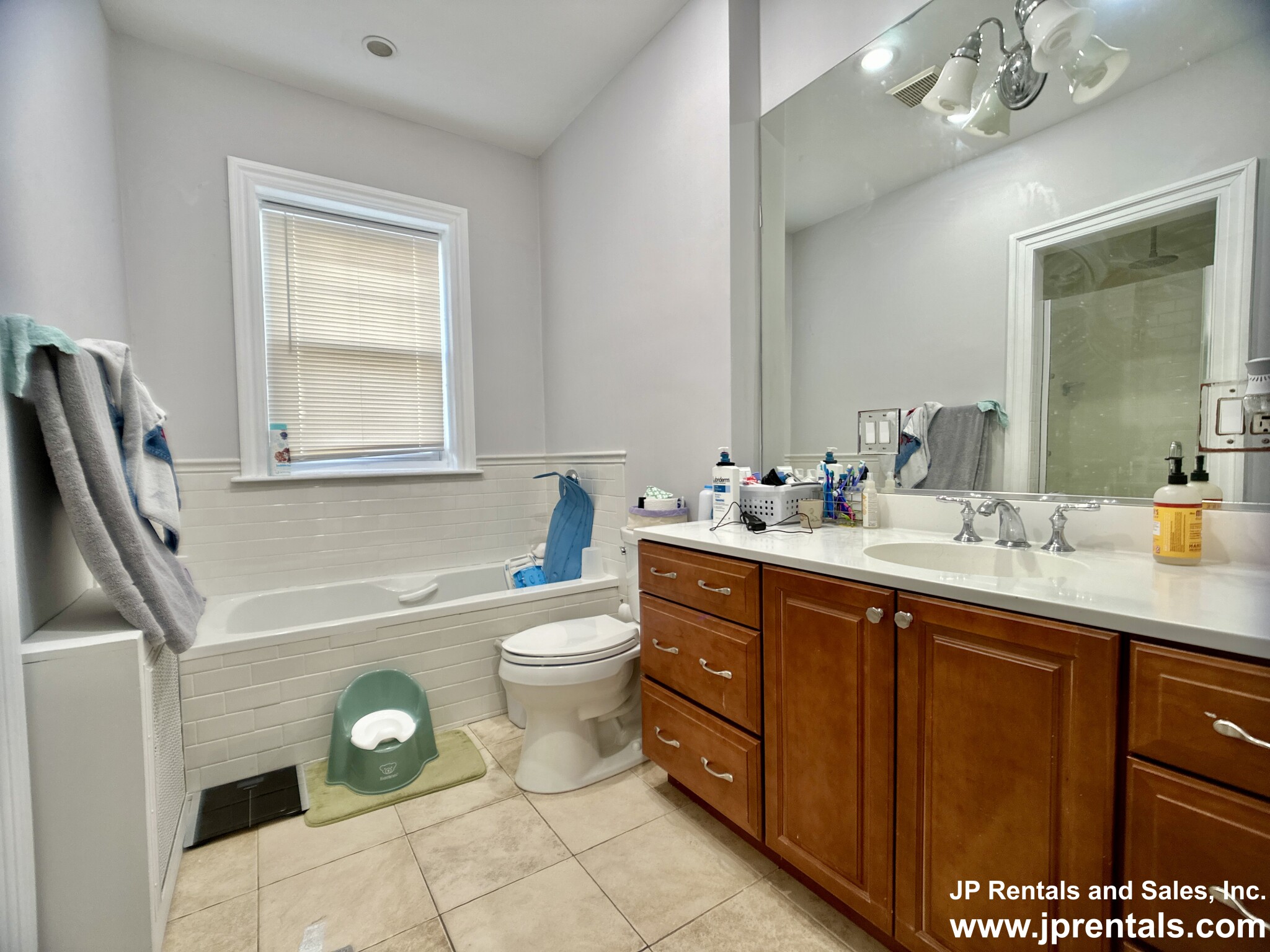 480 Jamaicaway, Jamaica Plain