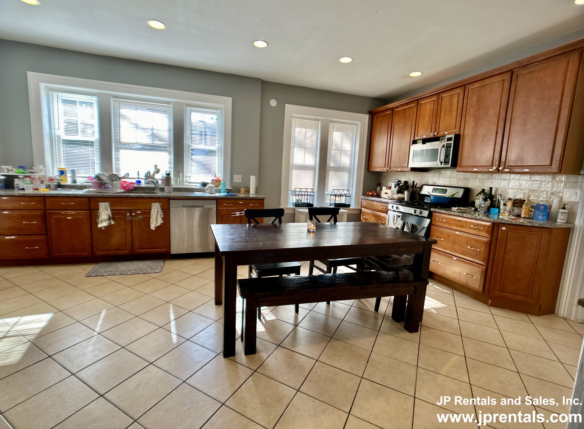 480 Jamaicaway, Jamaica Plain