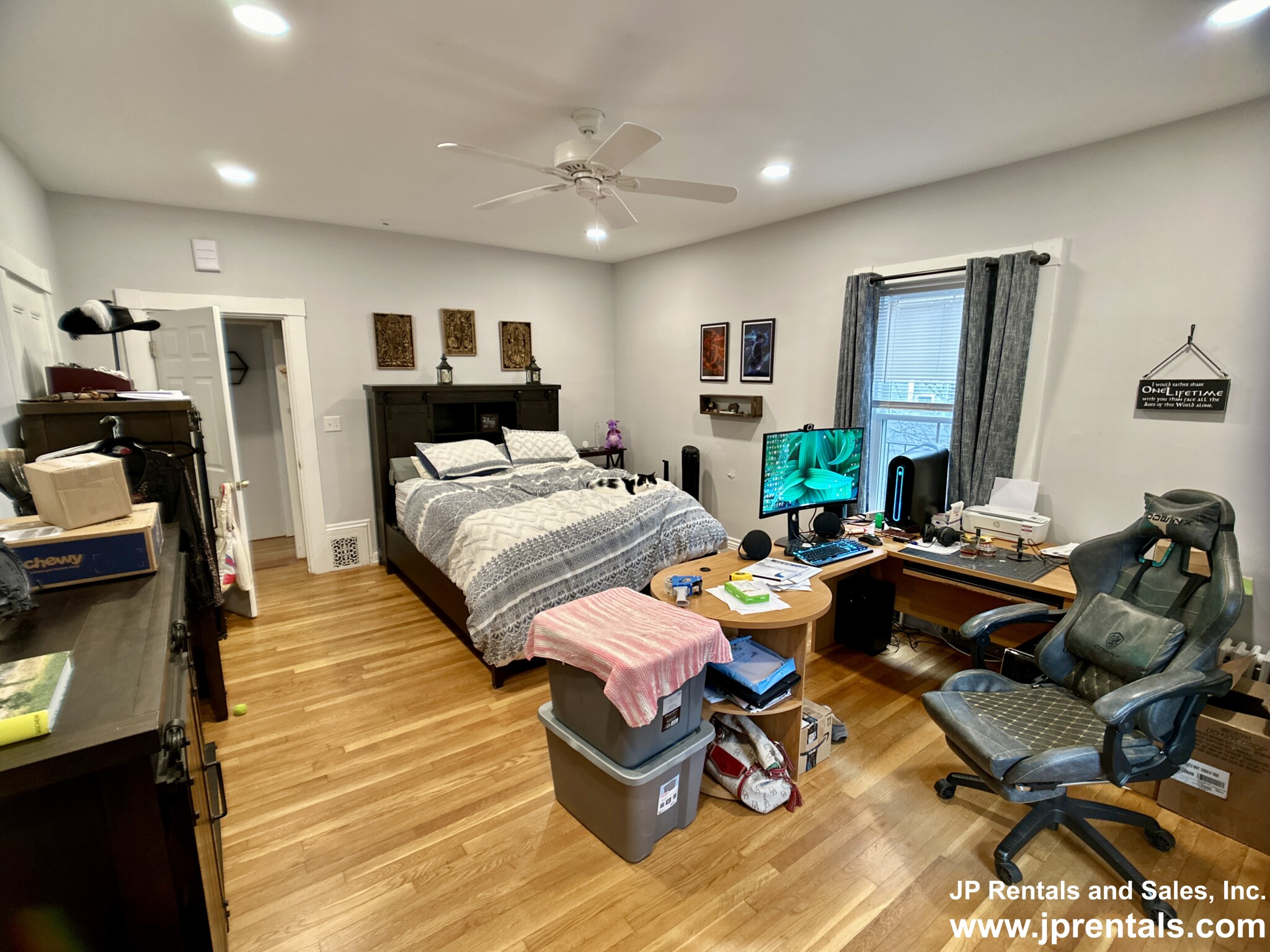 31 Burroughs St, Jamaica Plain