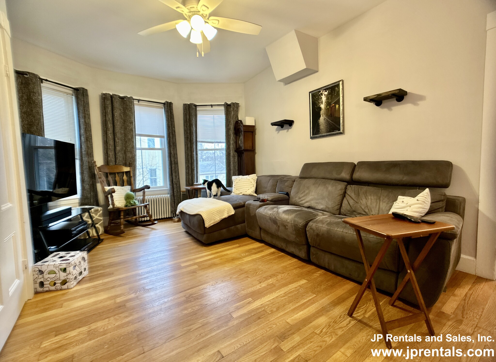 31 Burroughs St, Jamaica Plain