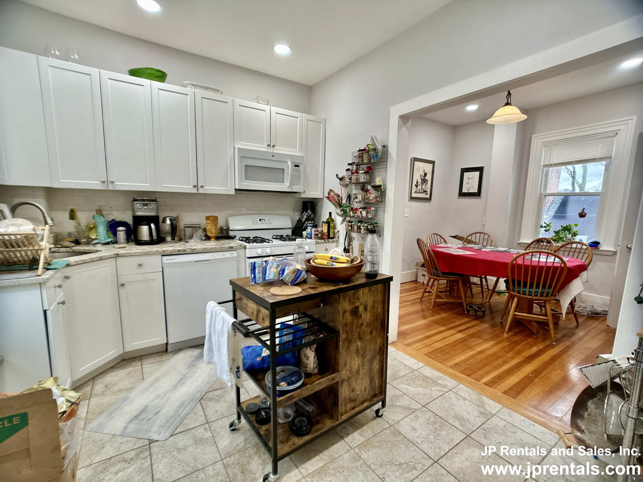 49 Burroughs St, Jamaica Plain