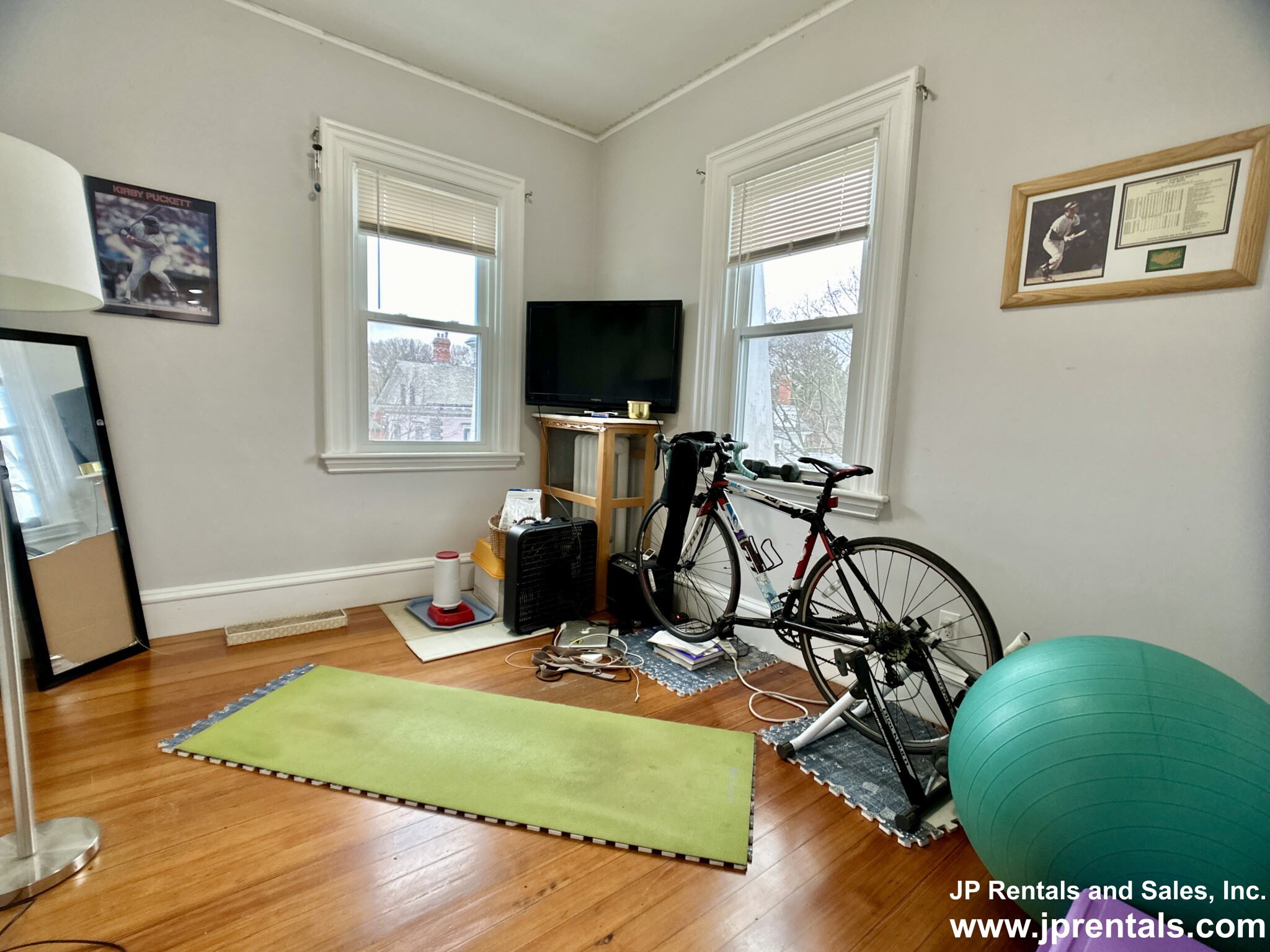 49 Burroughs St, Jamaica Plain