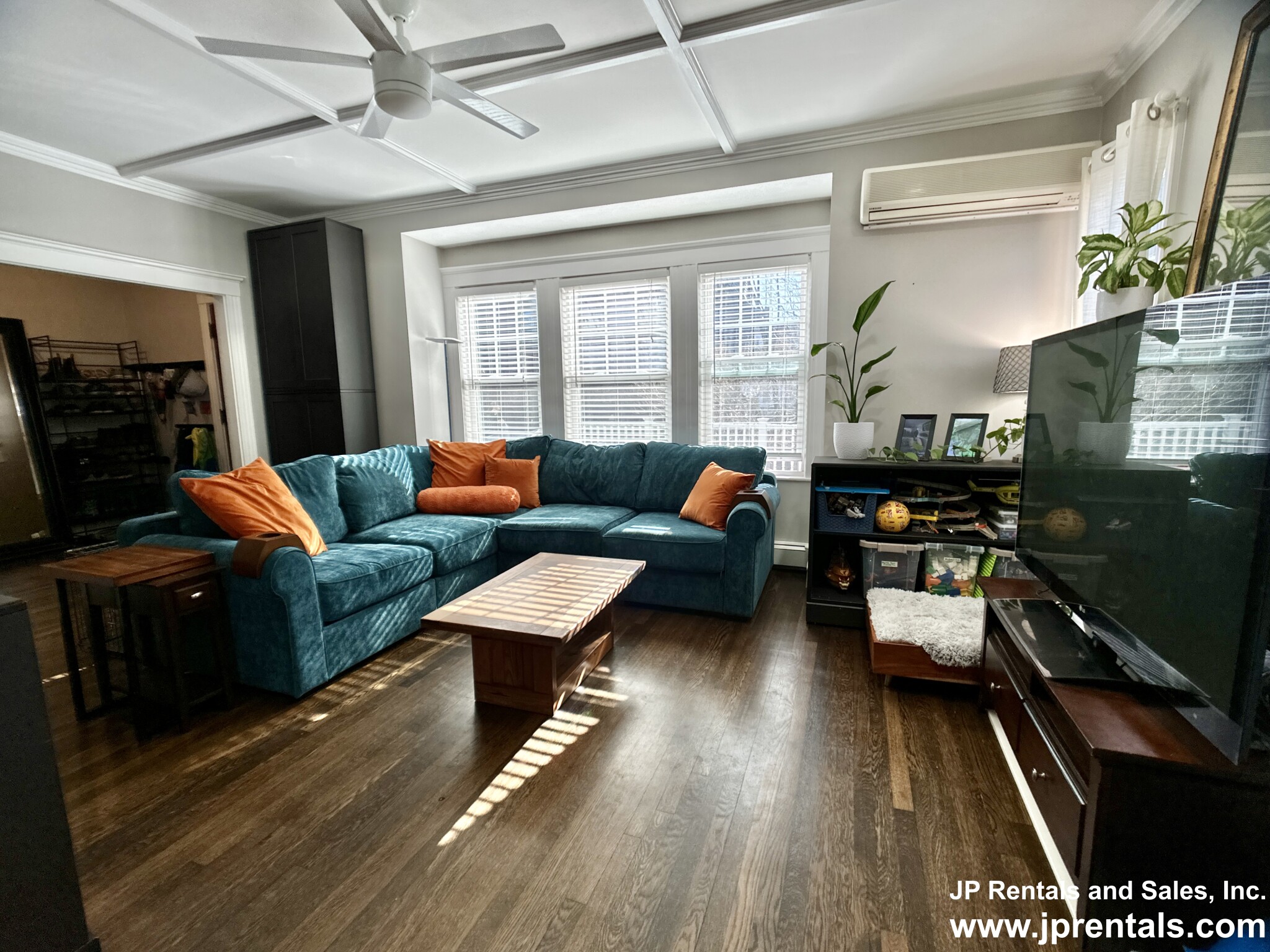 37 Goodrich Rd, Jamaica Plain