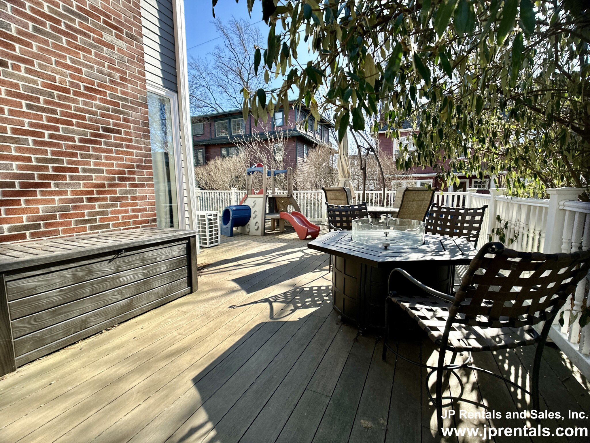 37 Goodrich Rd, Jamaica Plain