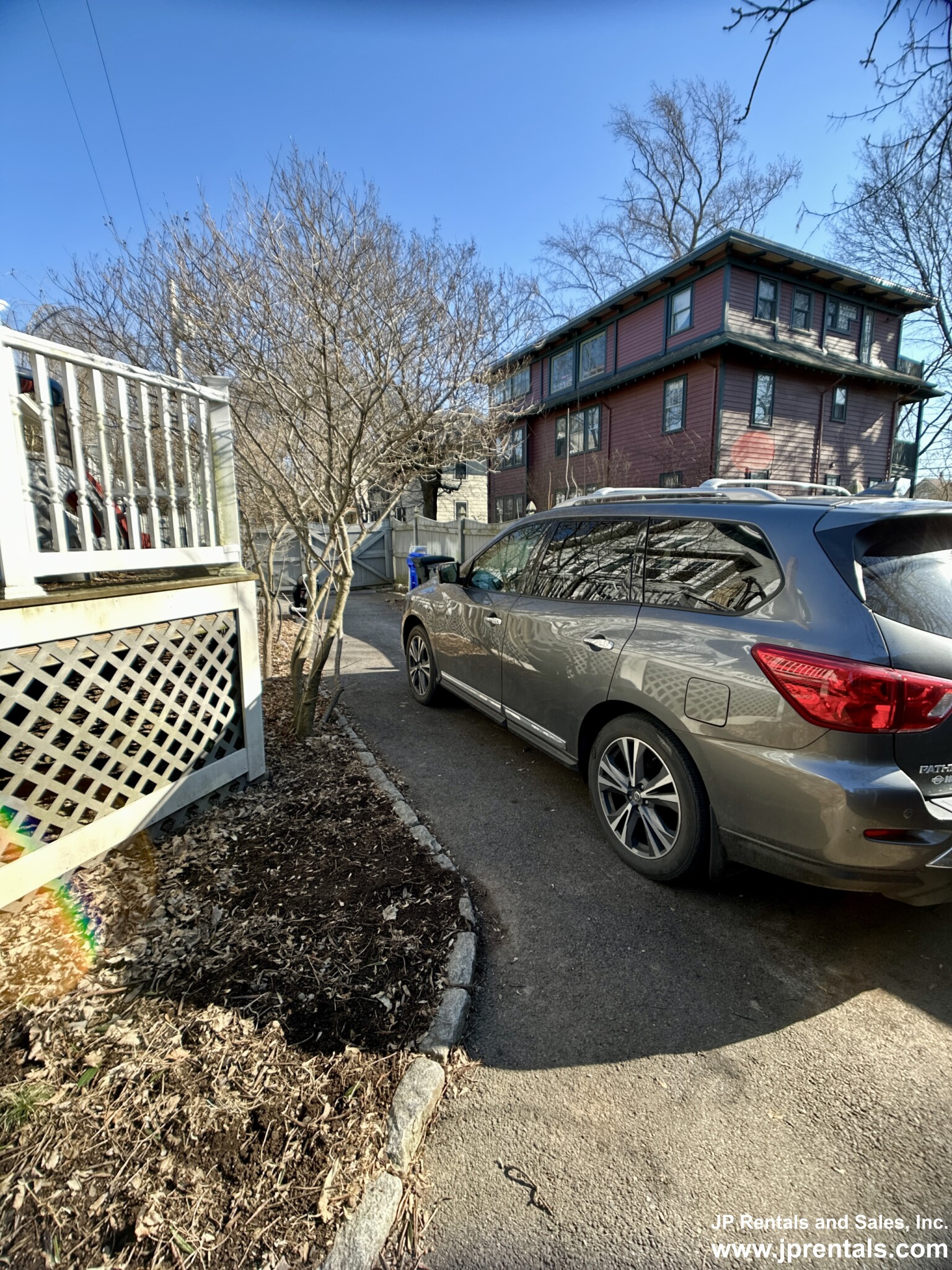 37 Goodrich Rd, Jamaica Plain