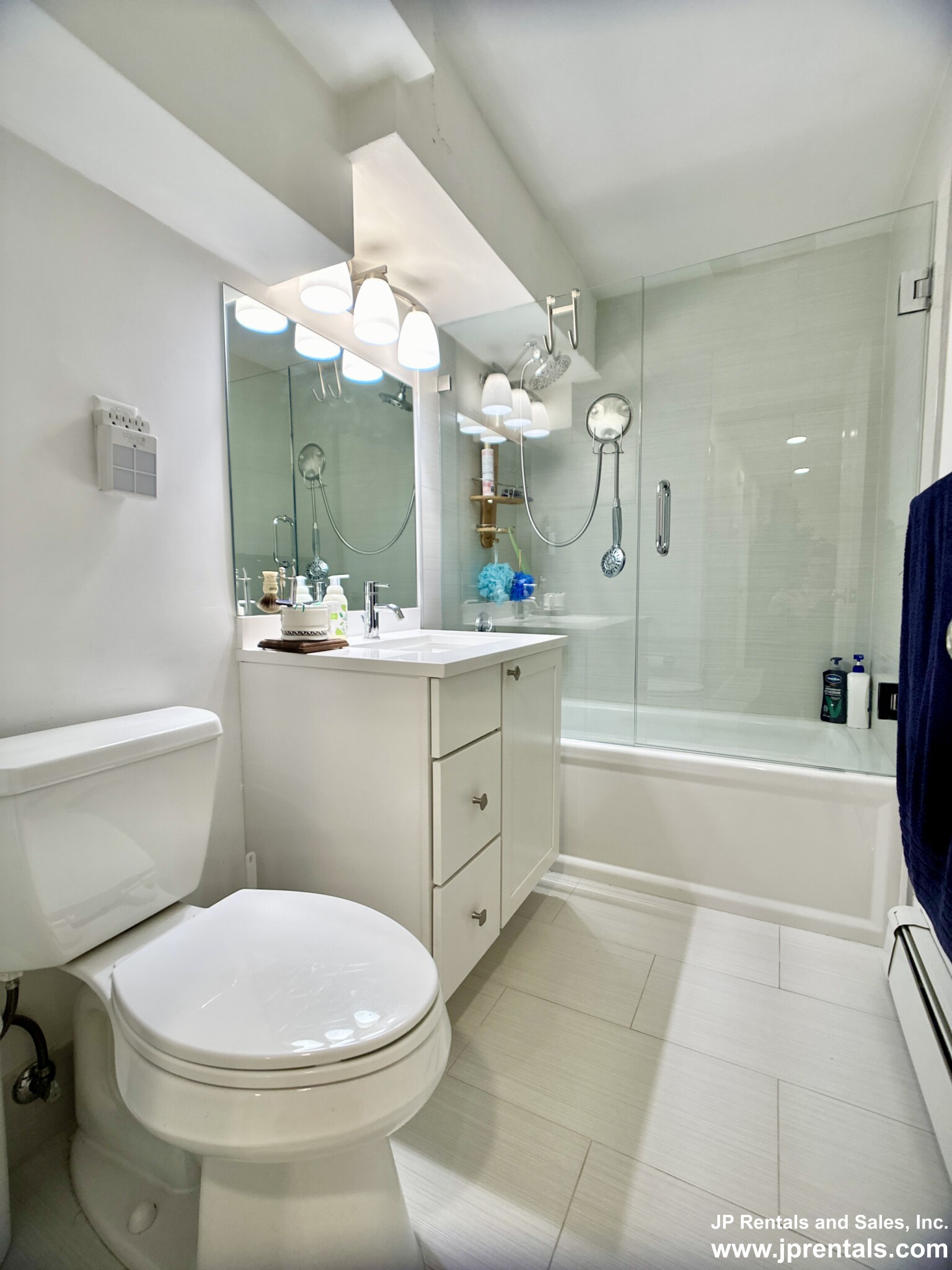 37 Goodrich Rd, Jamaica Plain