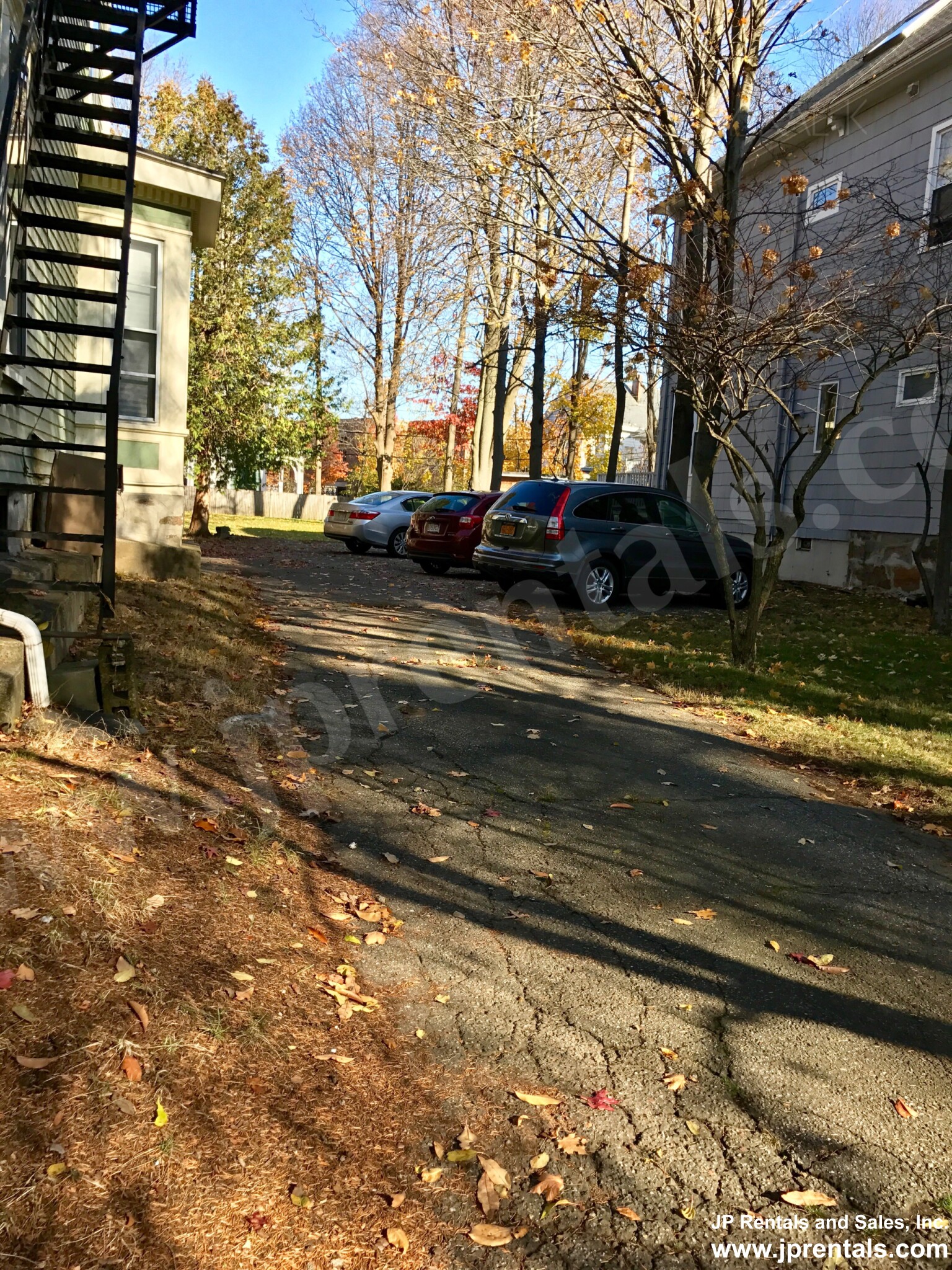 31 Burroughs St, Jamaica Plain