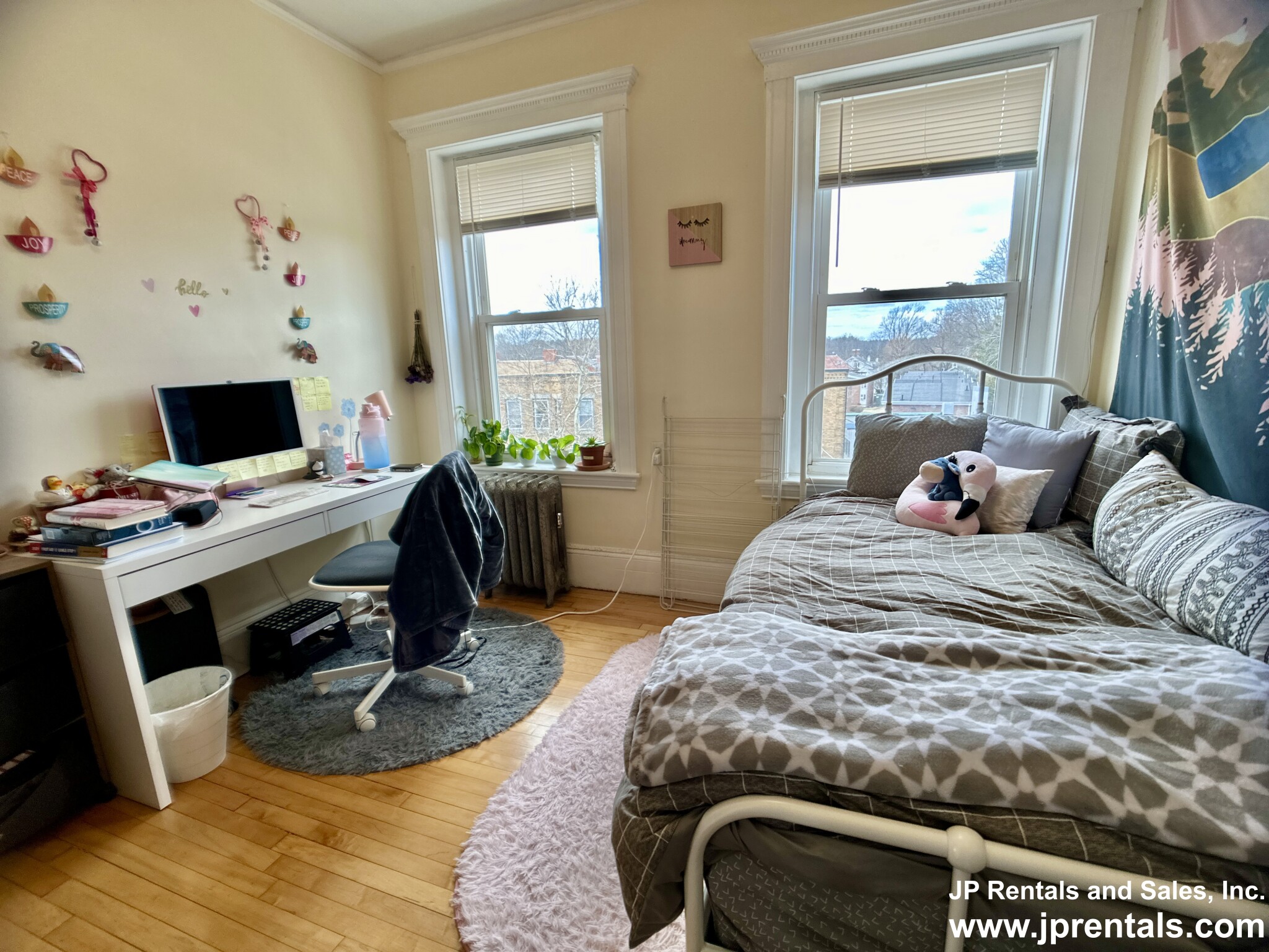 590 Centre St, Jamaica Plain