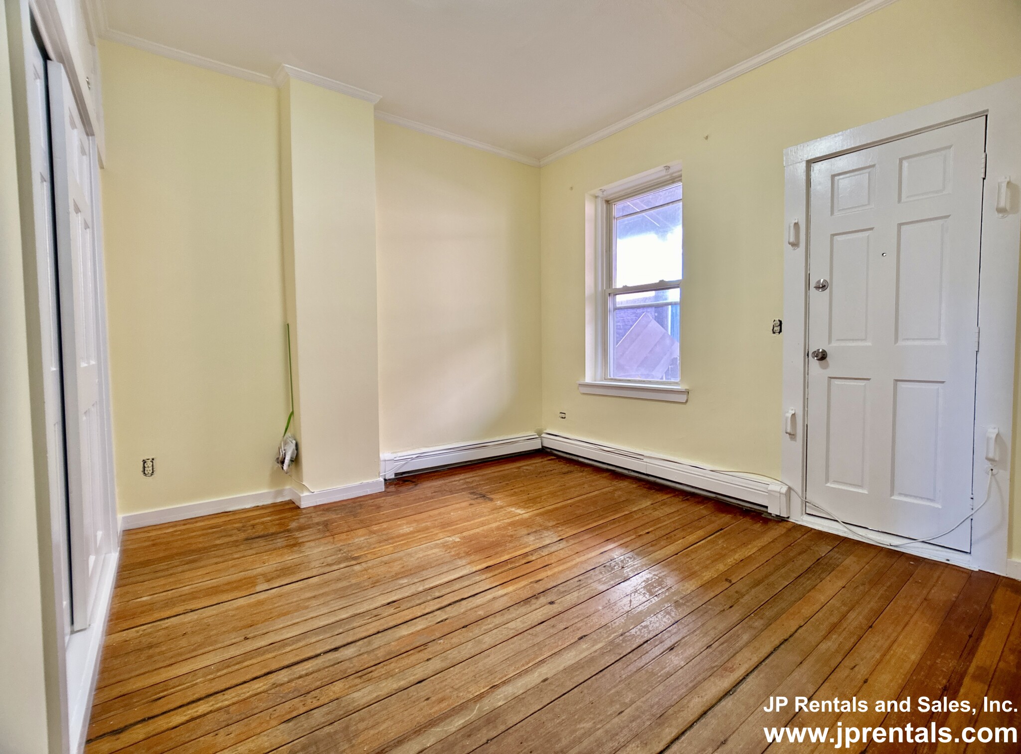 124 Day St, Jamaica Plain