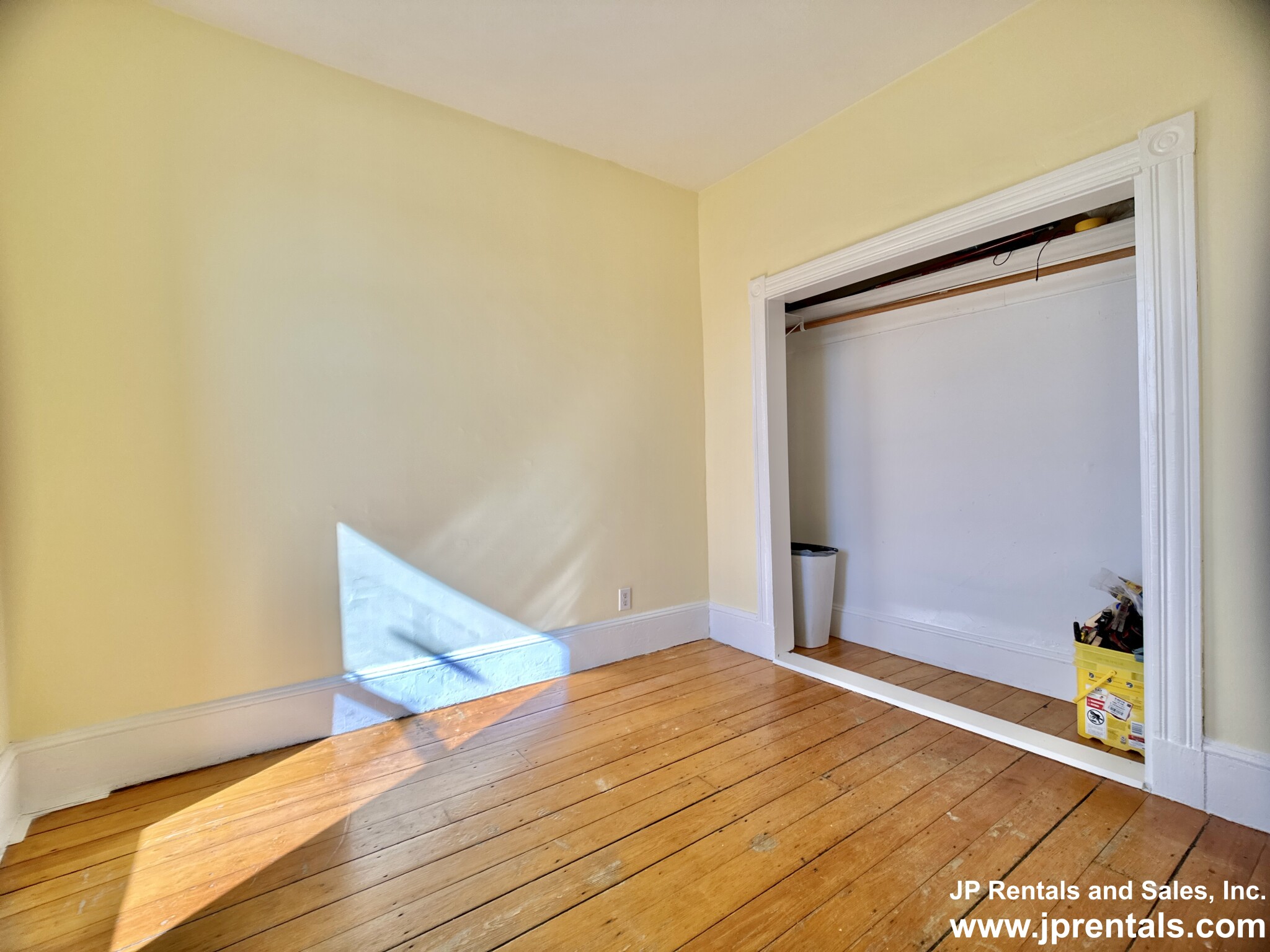 124 Day St, Jamaica Plain