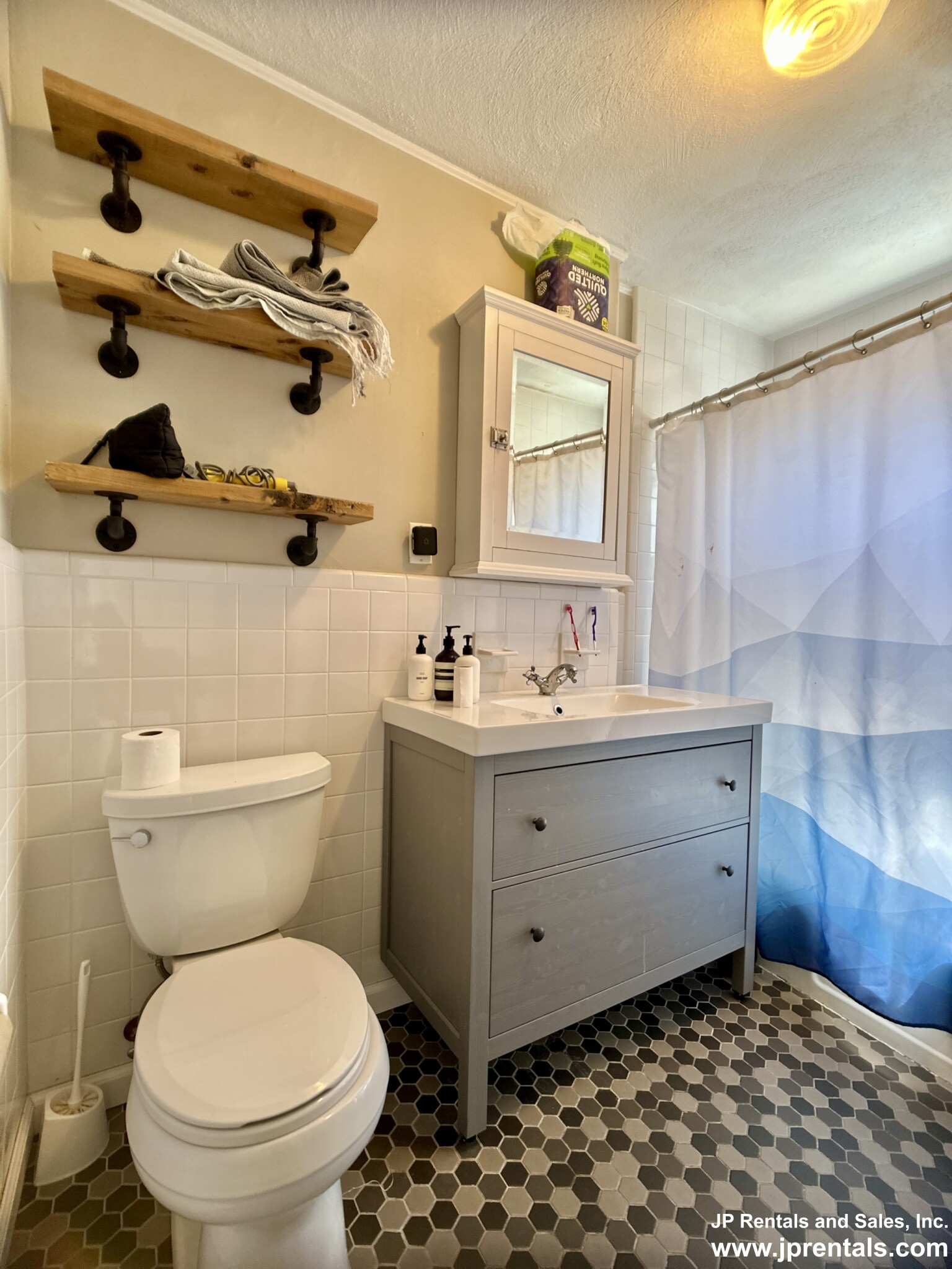 49 Florence St, Roslindale