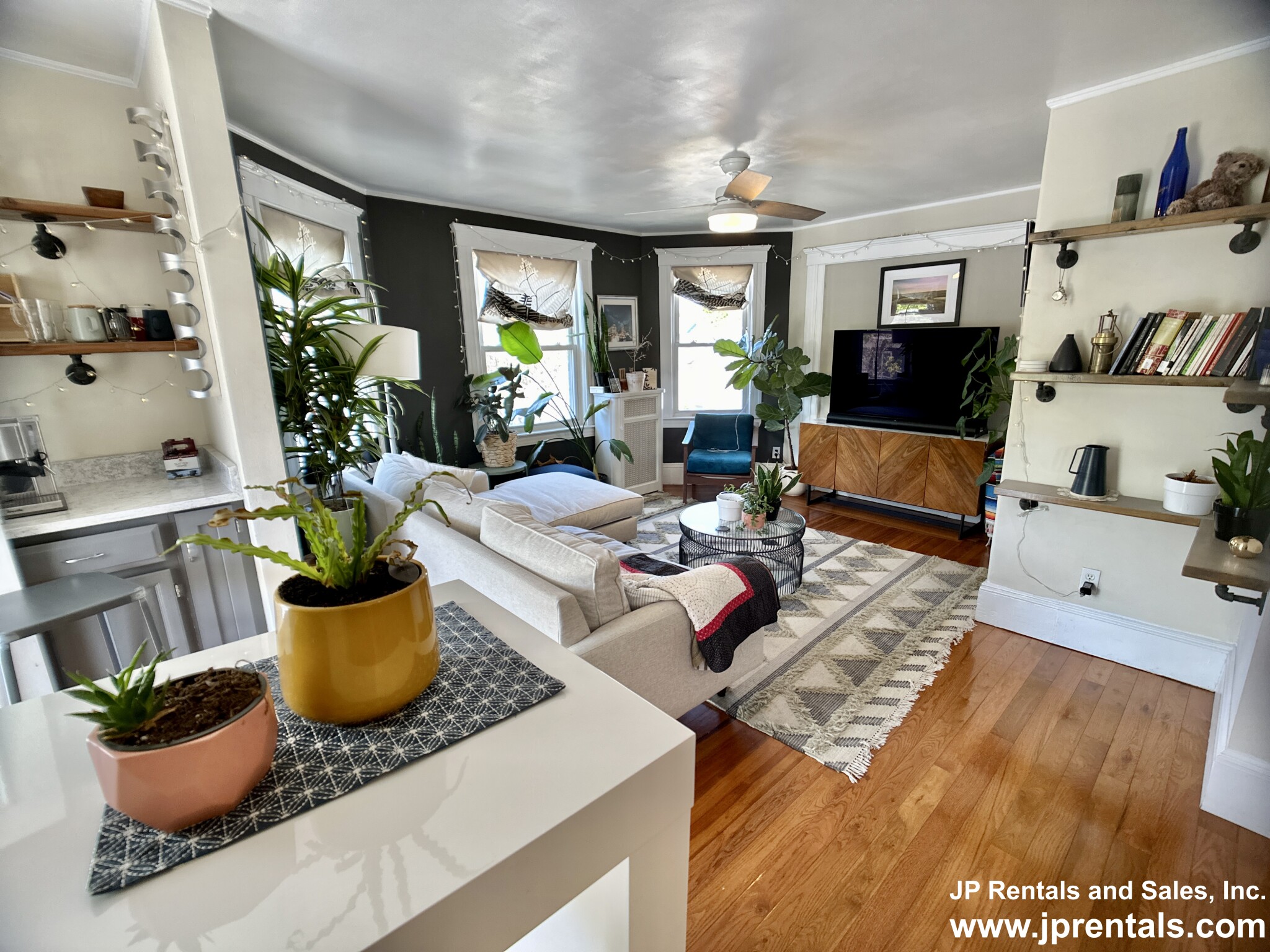 49 Florence St, Roslindale