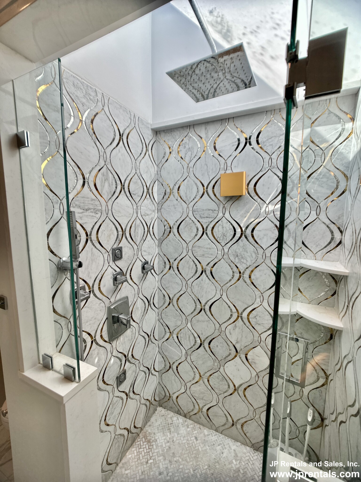 222 Roslindale Ave, Roslindale