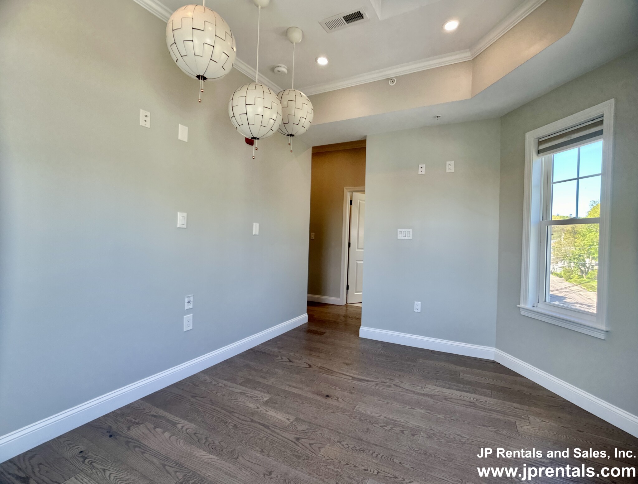 222 Roslindale Ave, Roslindale