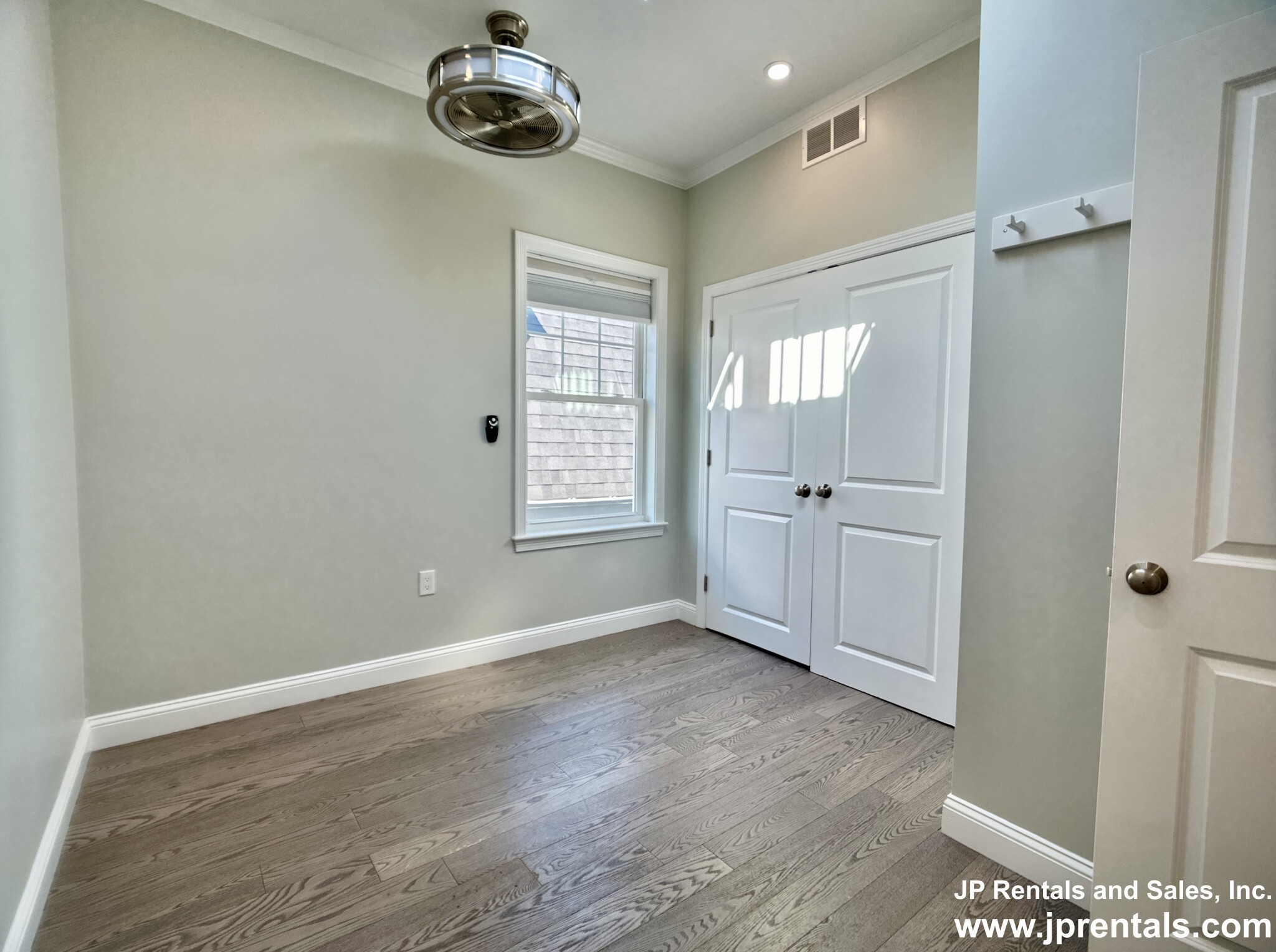 222 Roslindale Ave, Roslindale