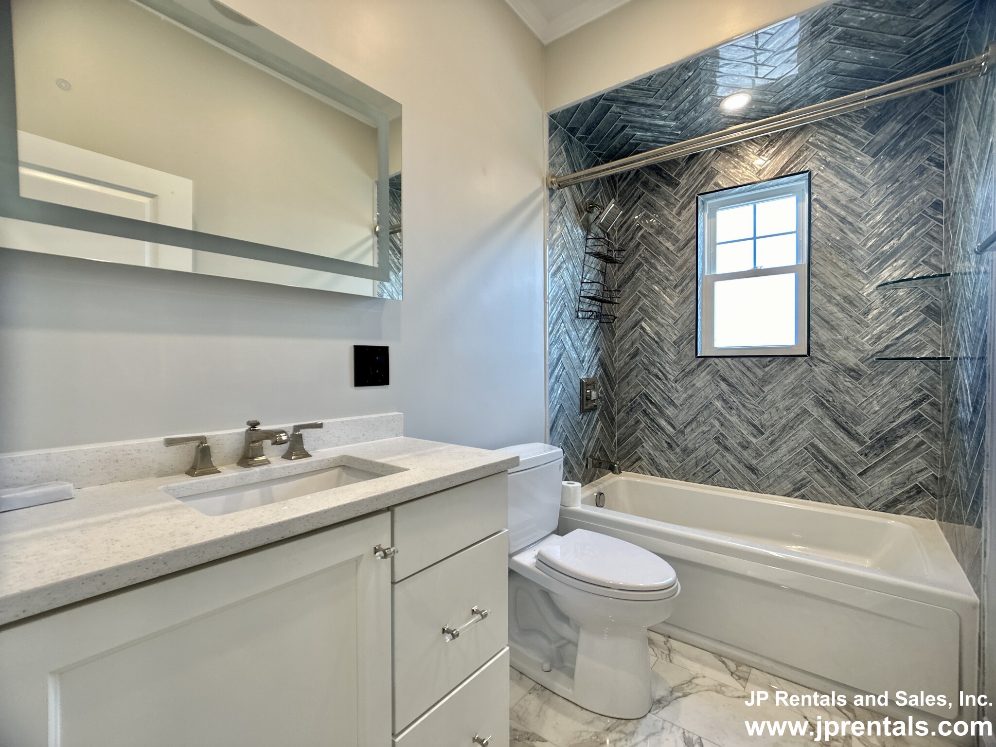 222 Roslindale Ave, Roslindale