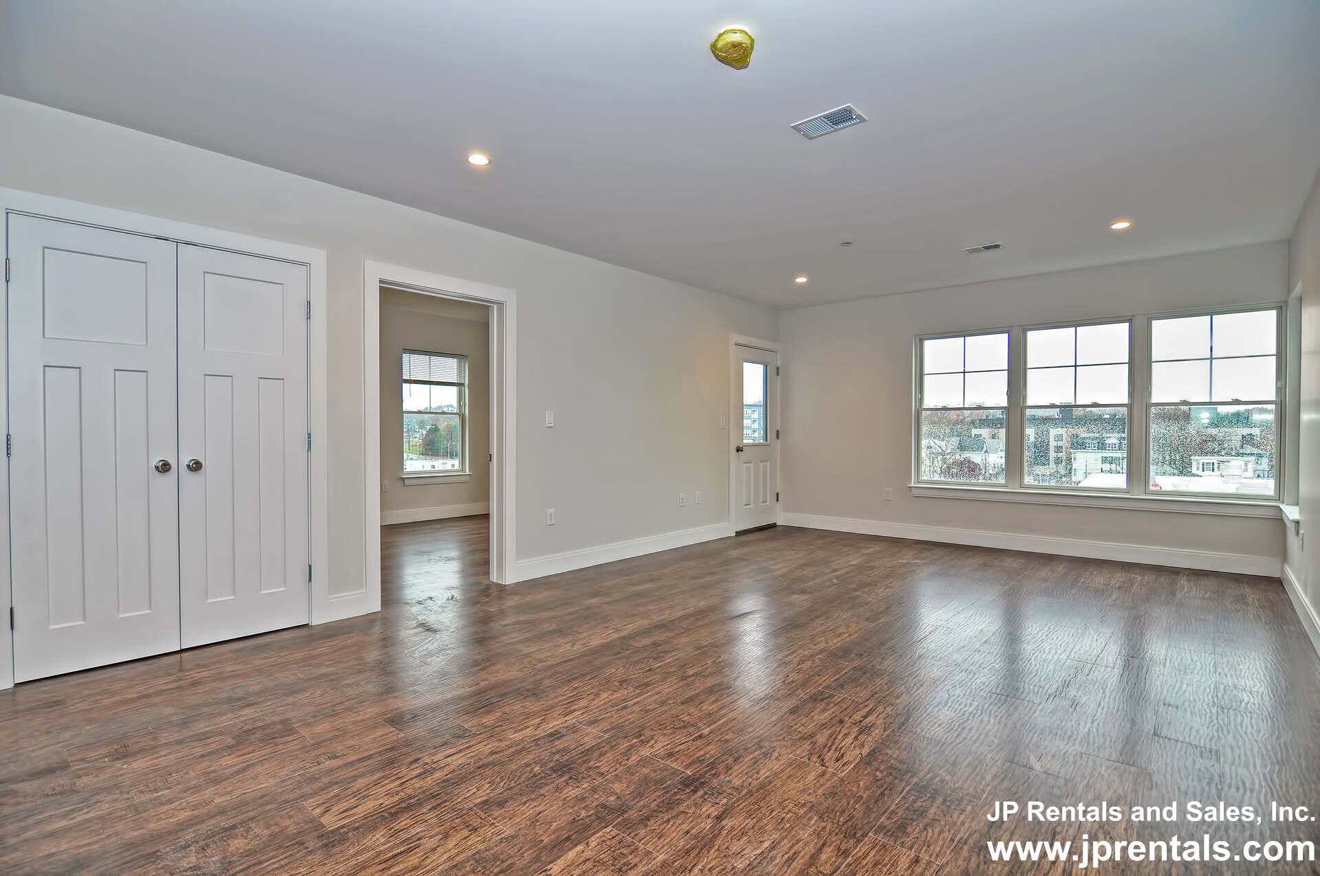 76 Stonley Rd, Jamaica Plain