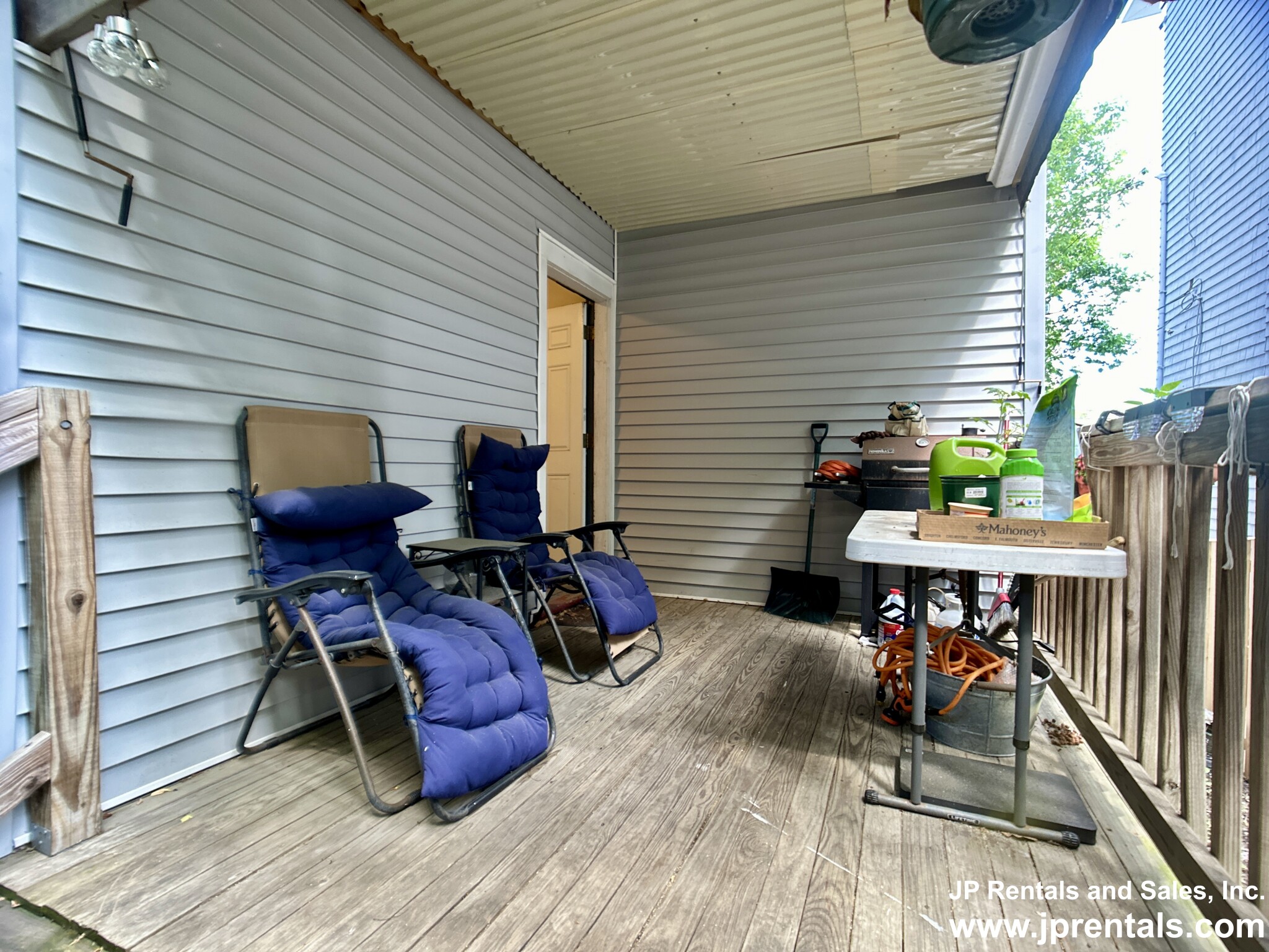 11 Estrella St, Jamaica Plain