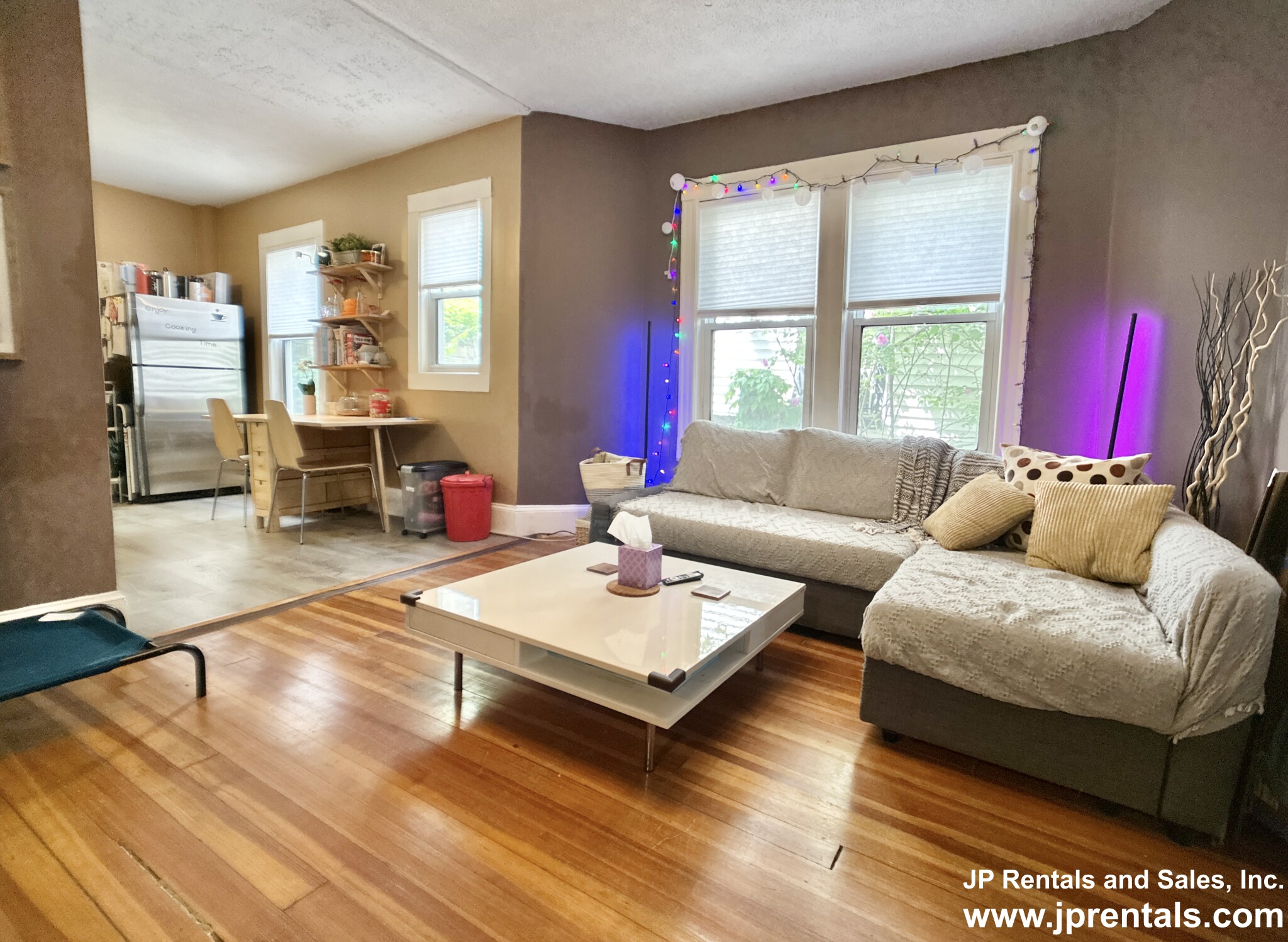 11 Estrella St, Jamaica Plain