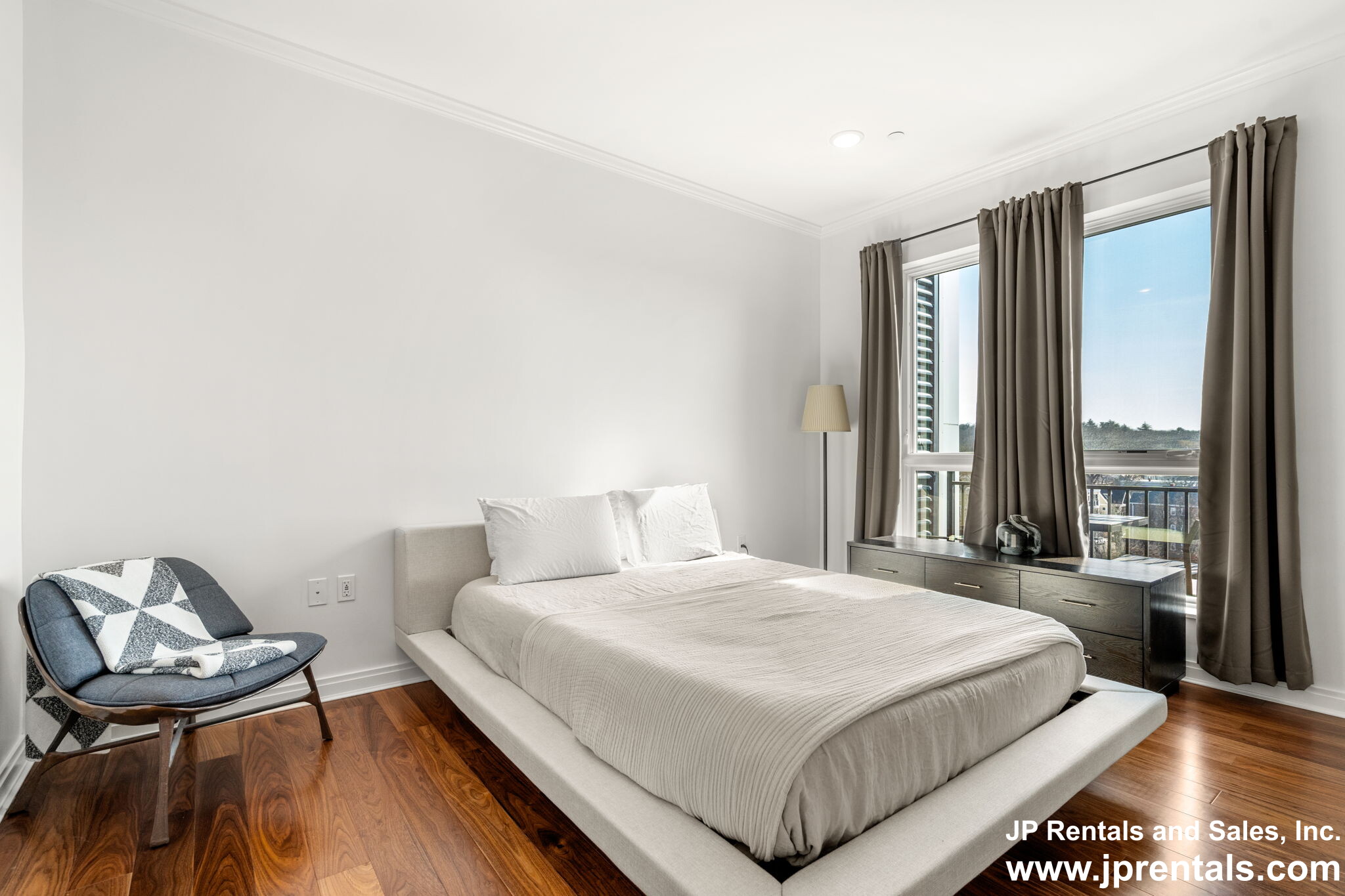 3531 Washington St, Jamaica Plain