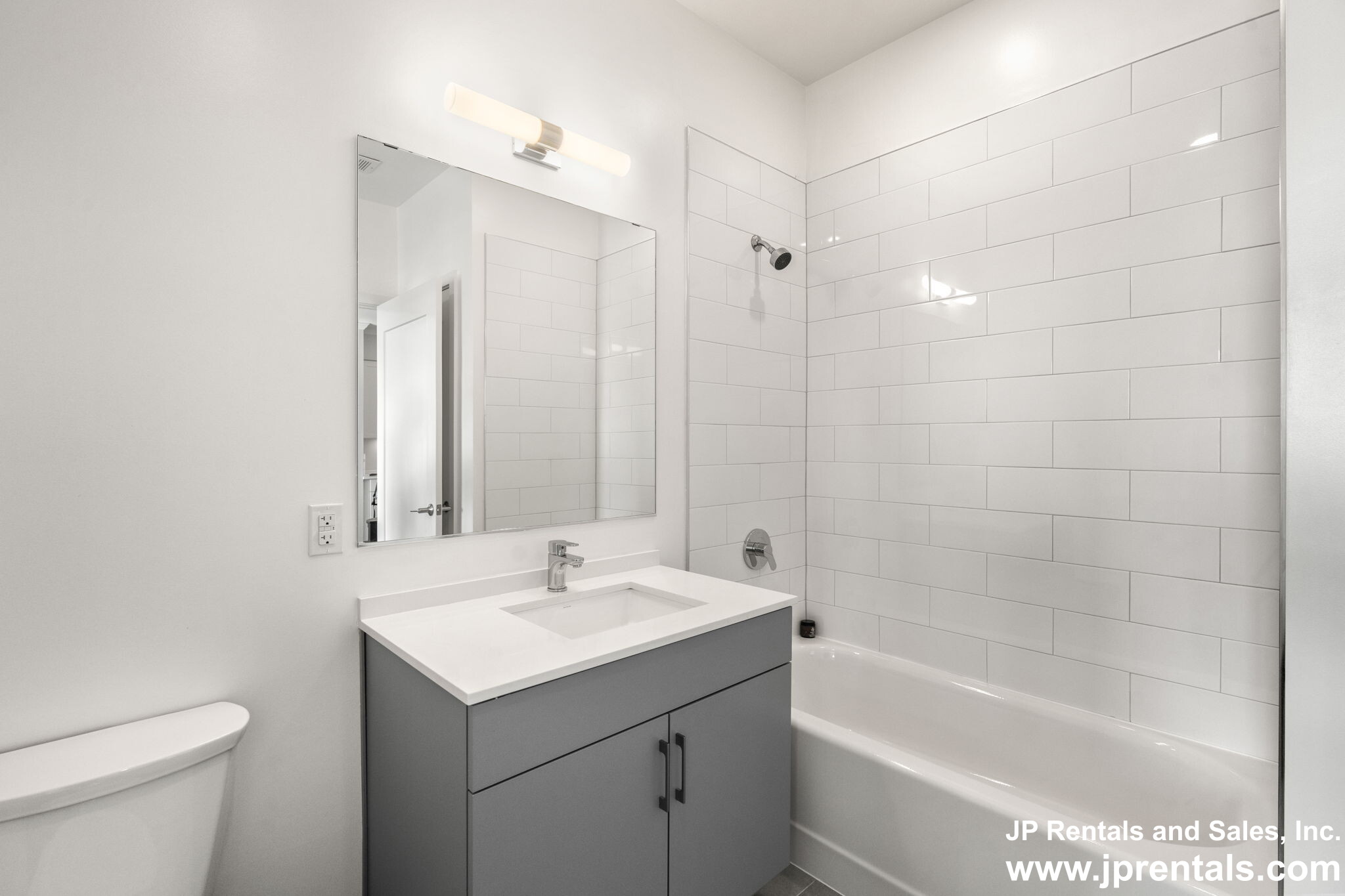 3531 Washington St, Jamaica Plain