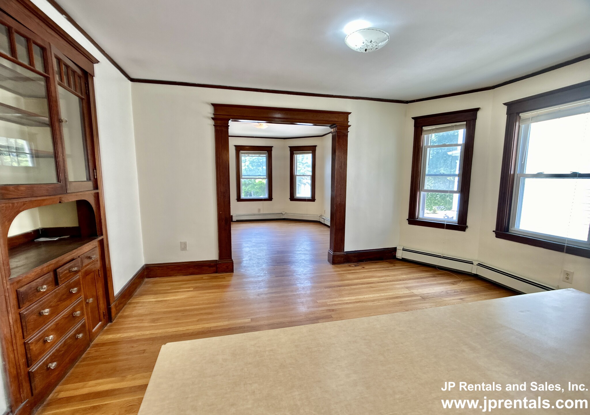 245 Belgrade Ave, Roslindale