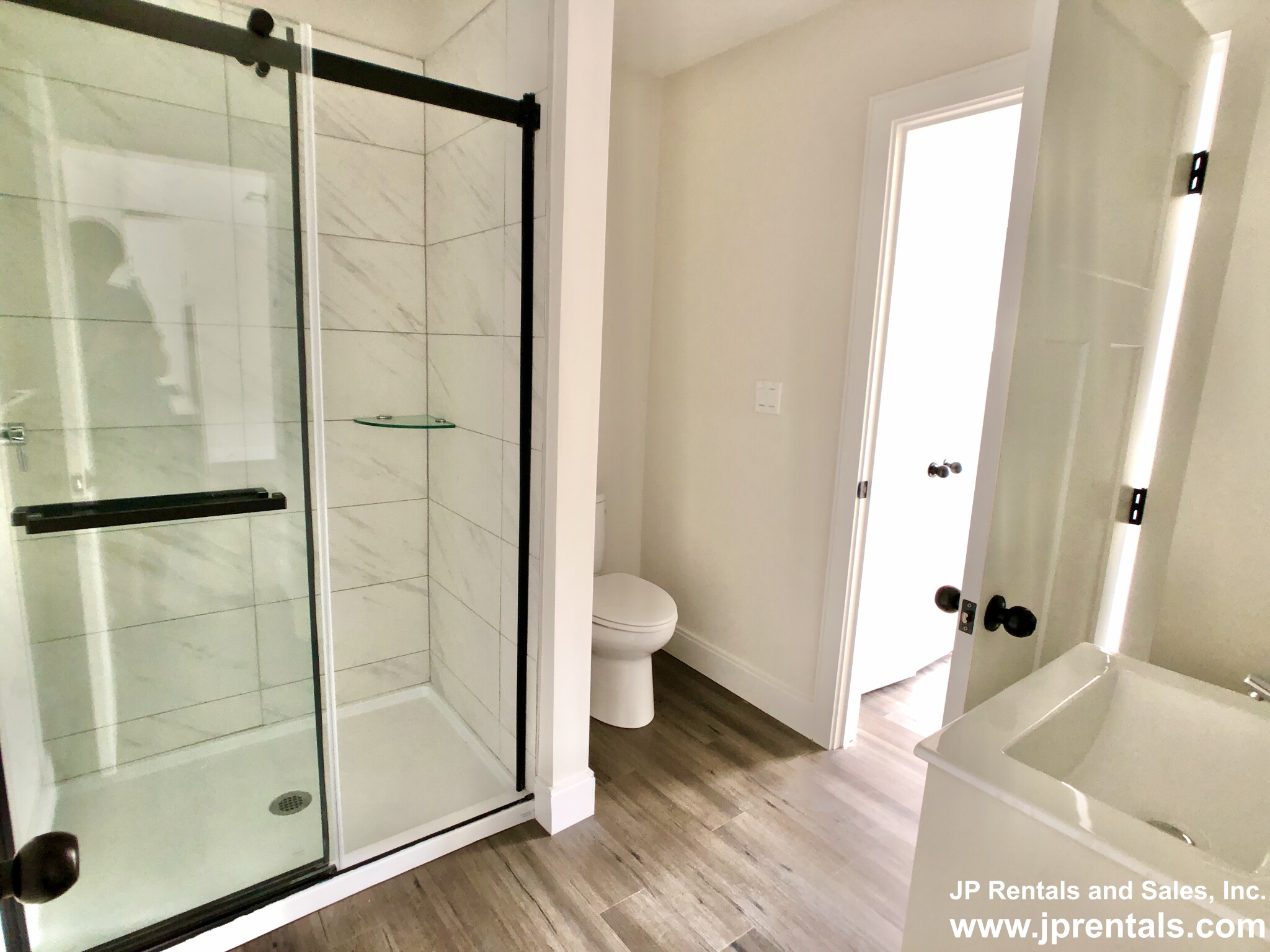 317 Belgrade Ave, Roslindale