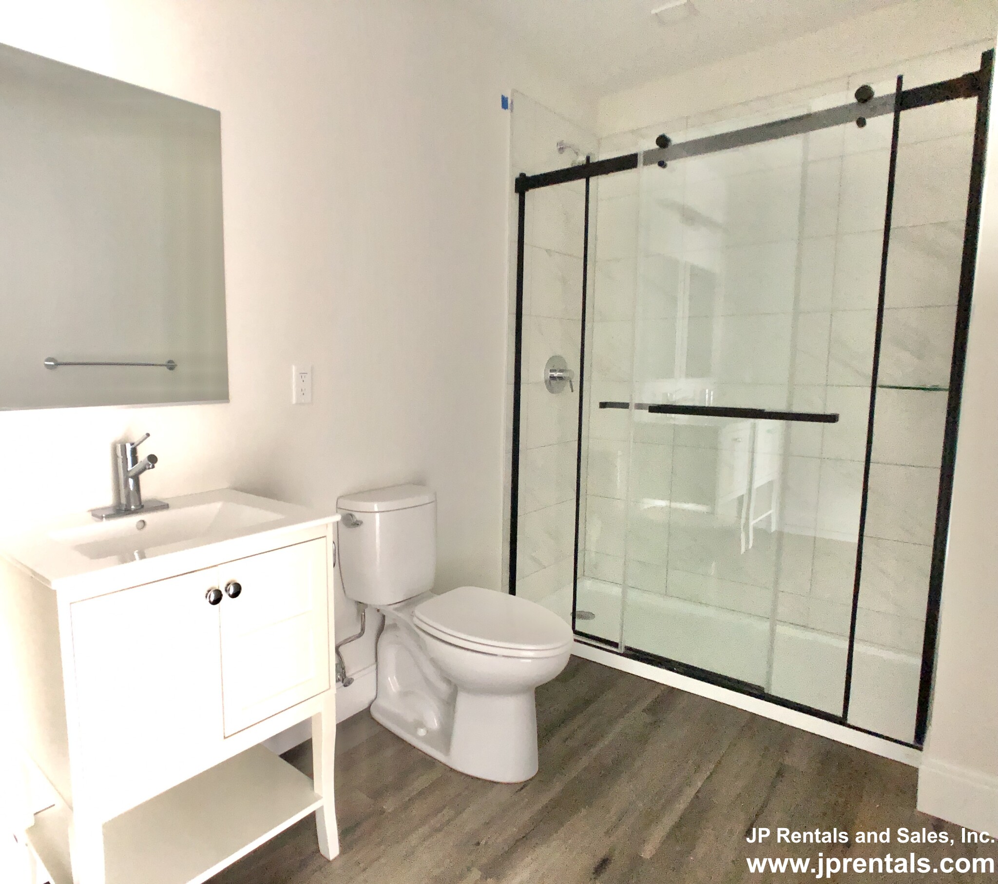 317 Belgrade Ave, Roslindale