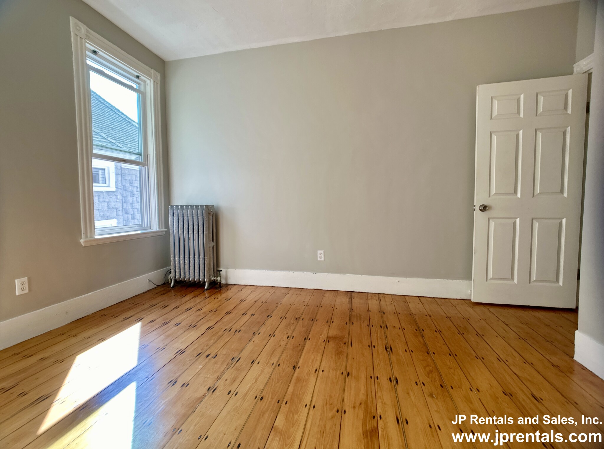 20 Egleston St, Jamaica Plain