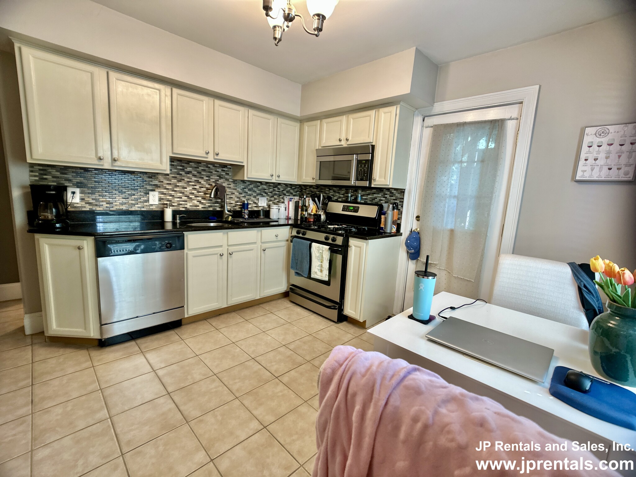 9 Barton St, Bleachery