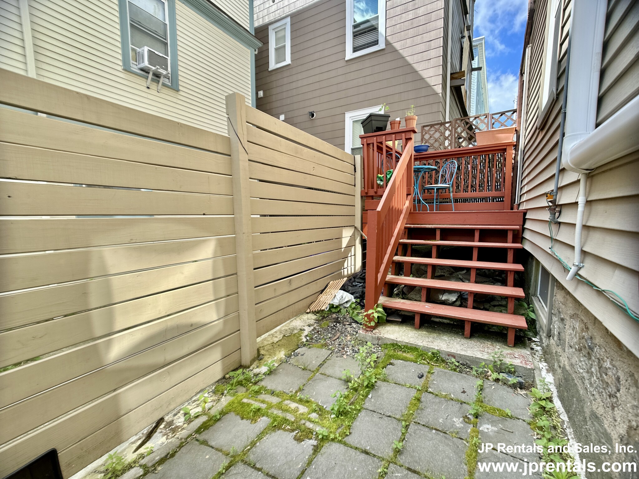 4 Nira Ave, Jamaica Plain