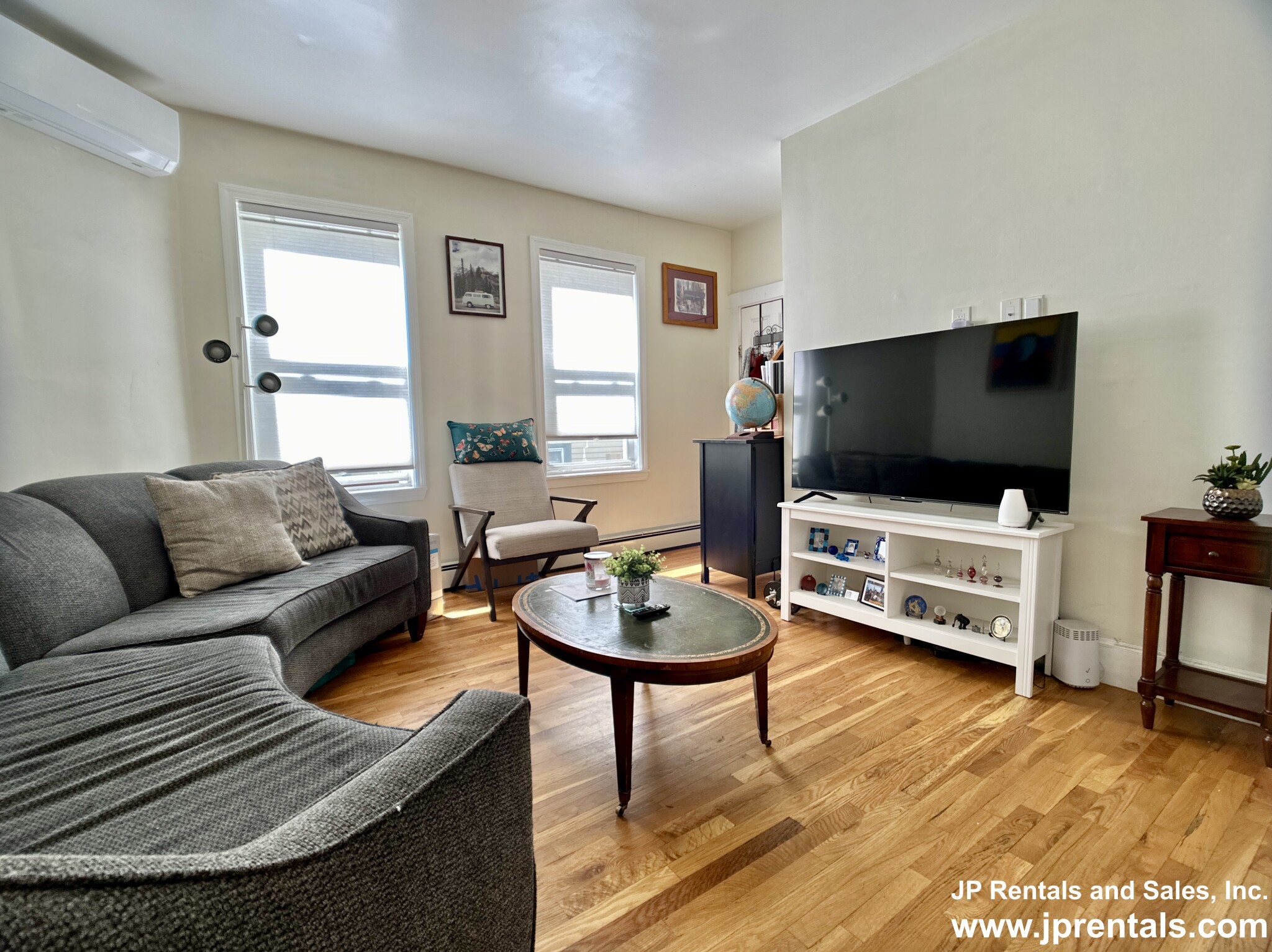 4 Nira Ave, Jamaica Plain