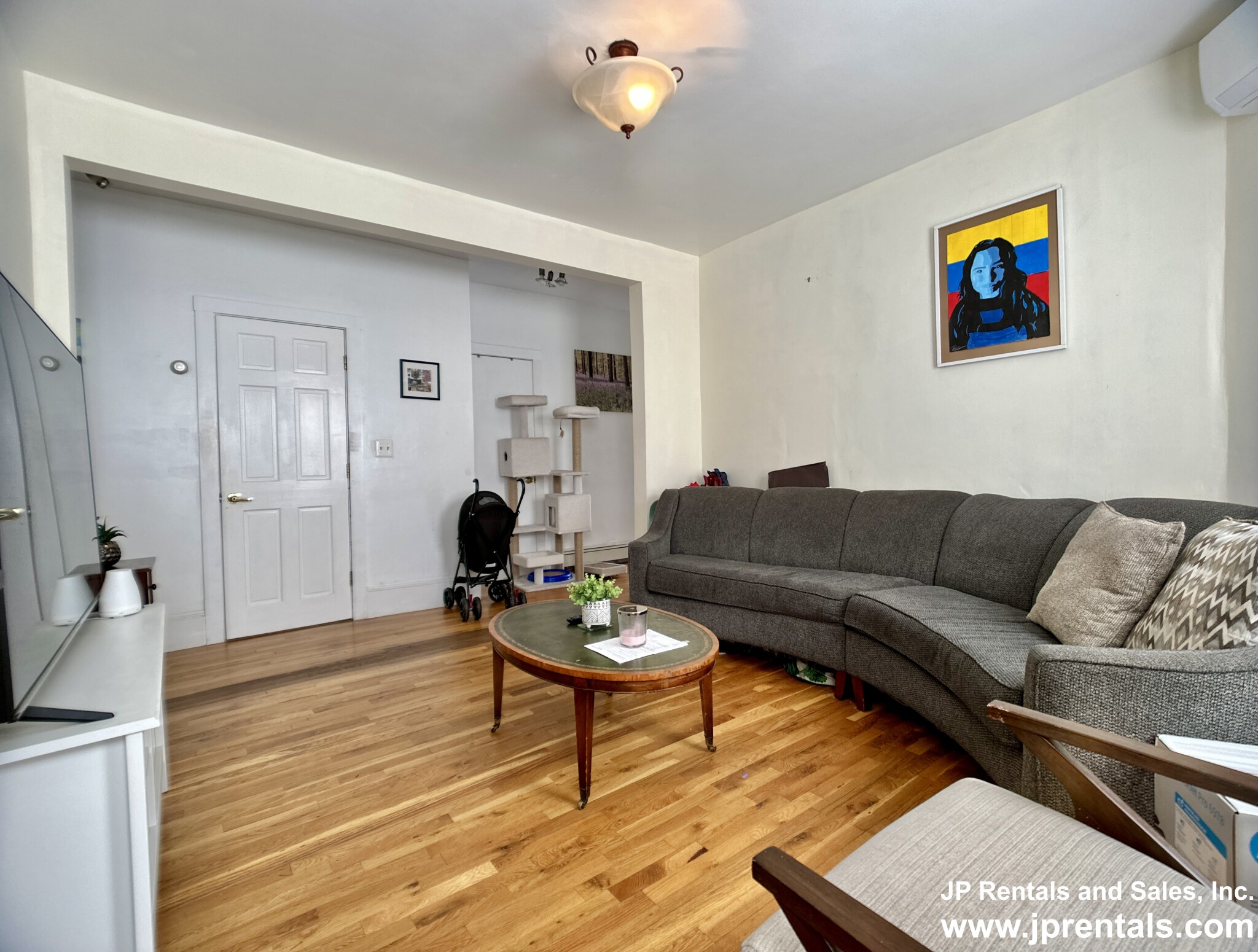 4 Nira Ave, Jamaica Plain