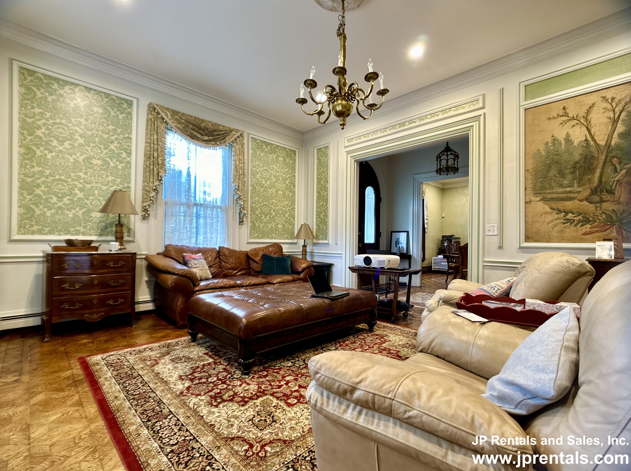 61 Pond St, Jamaica Plain