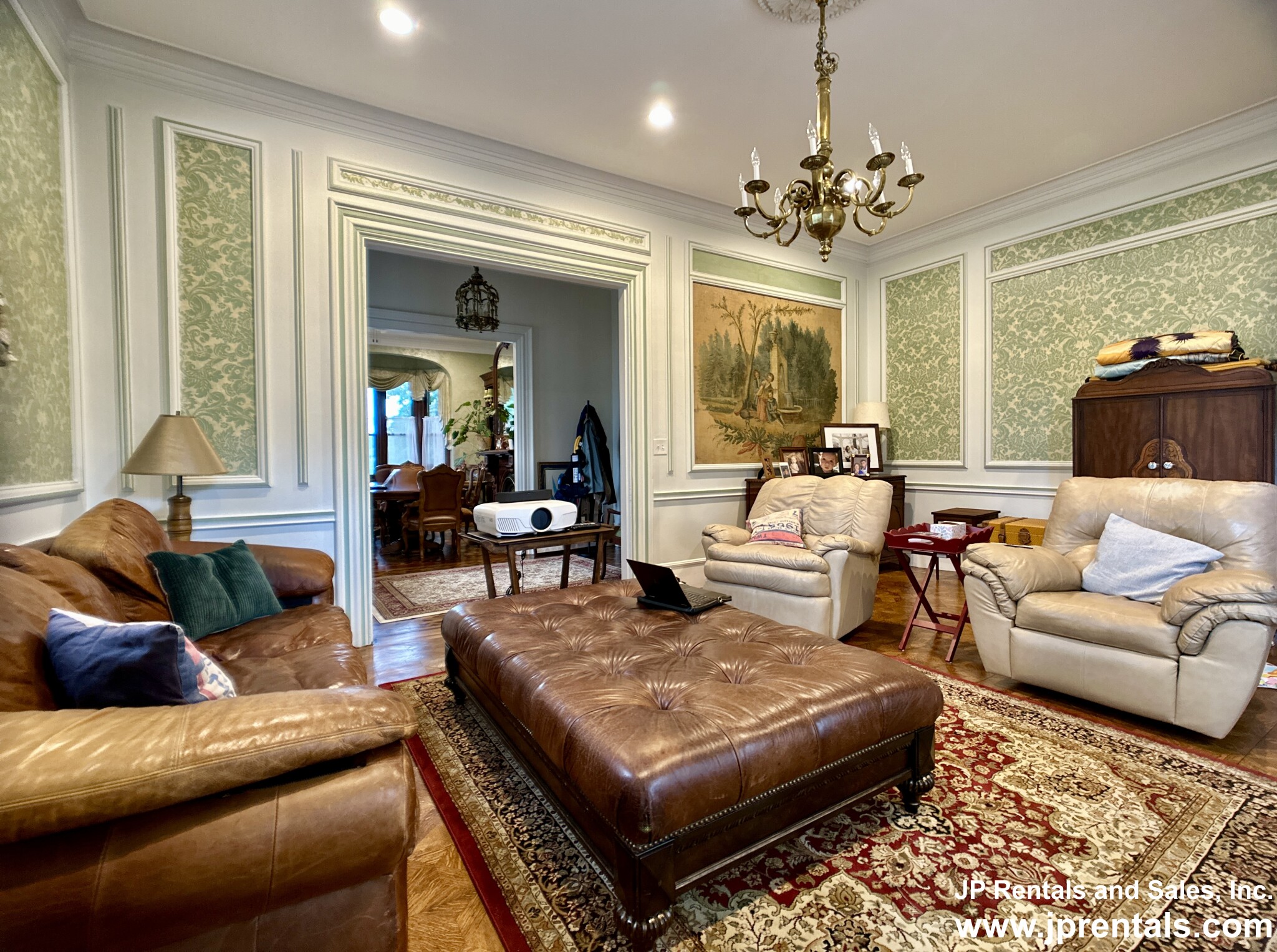 61 Pond St, Jamaica Plain