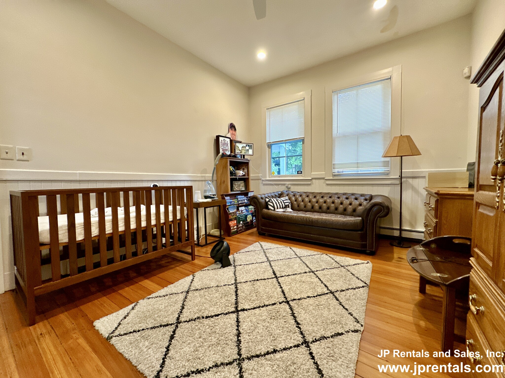 61 Pond St, Jamaica Plain