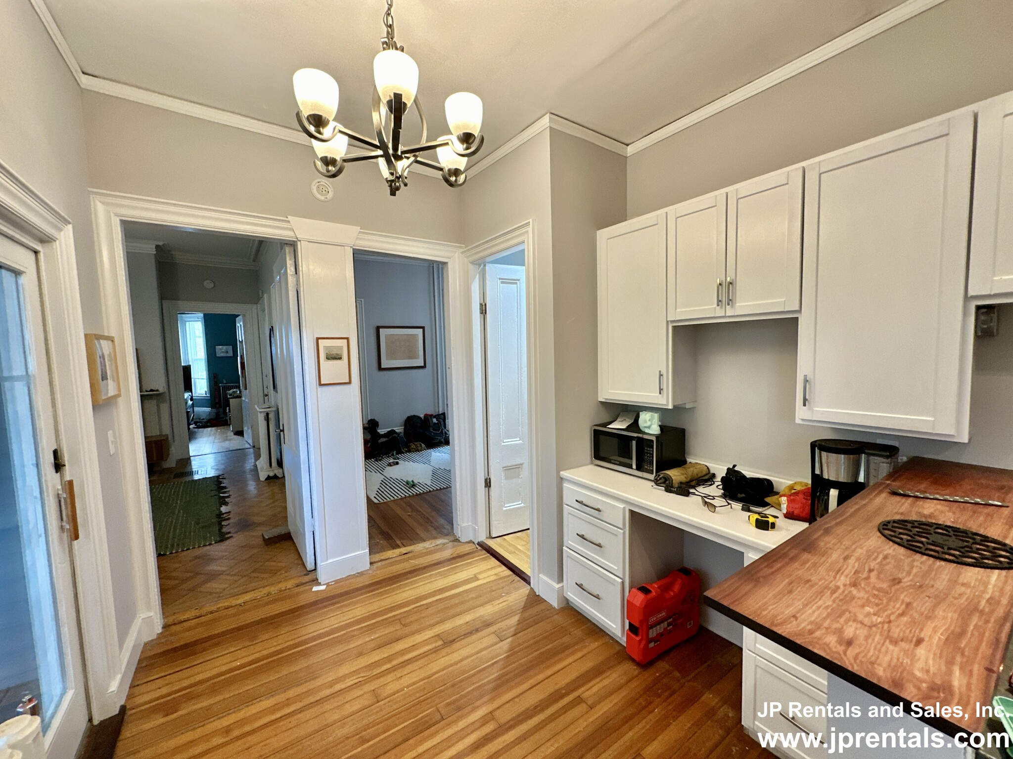 13 Gordon St, Jamaica Plain