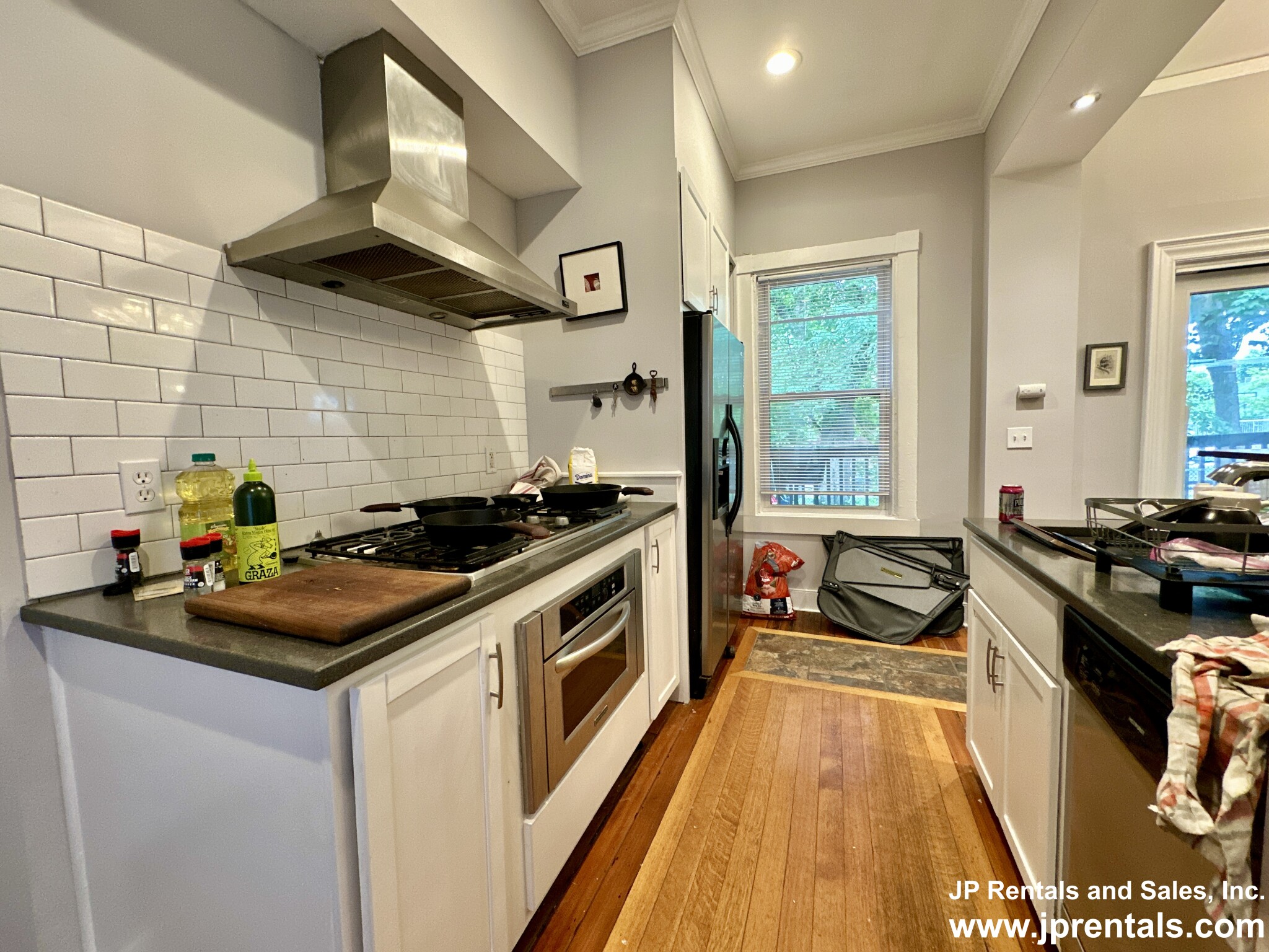 13 Gordon St, Jamaica Plain