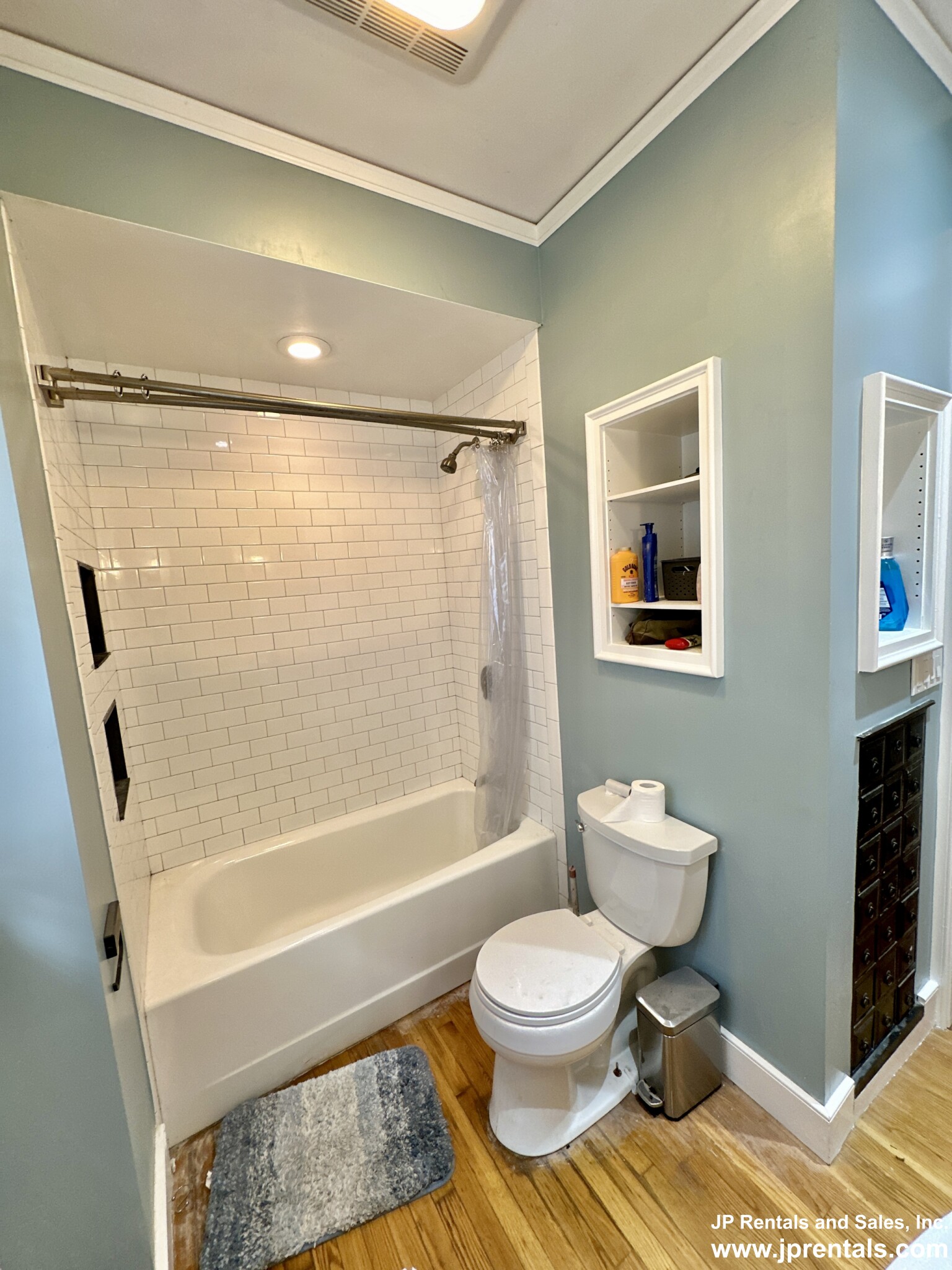 13 Gordon St, Jamaica Plain