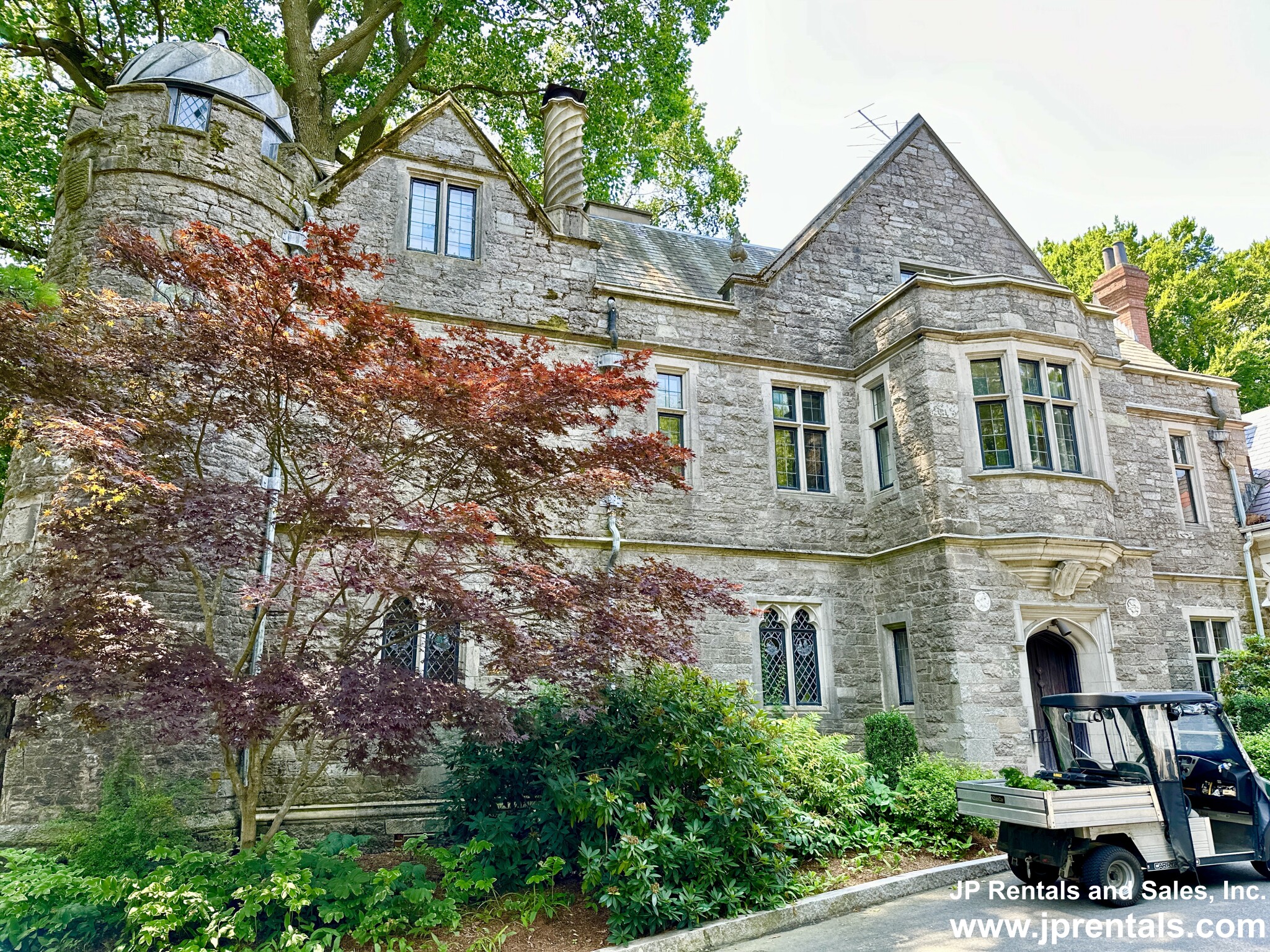 241 Perkins St, Jamaica Plain