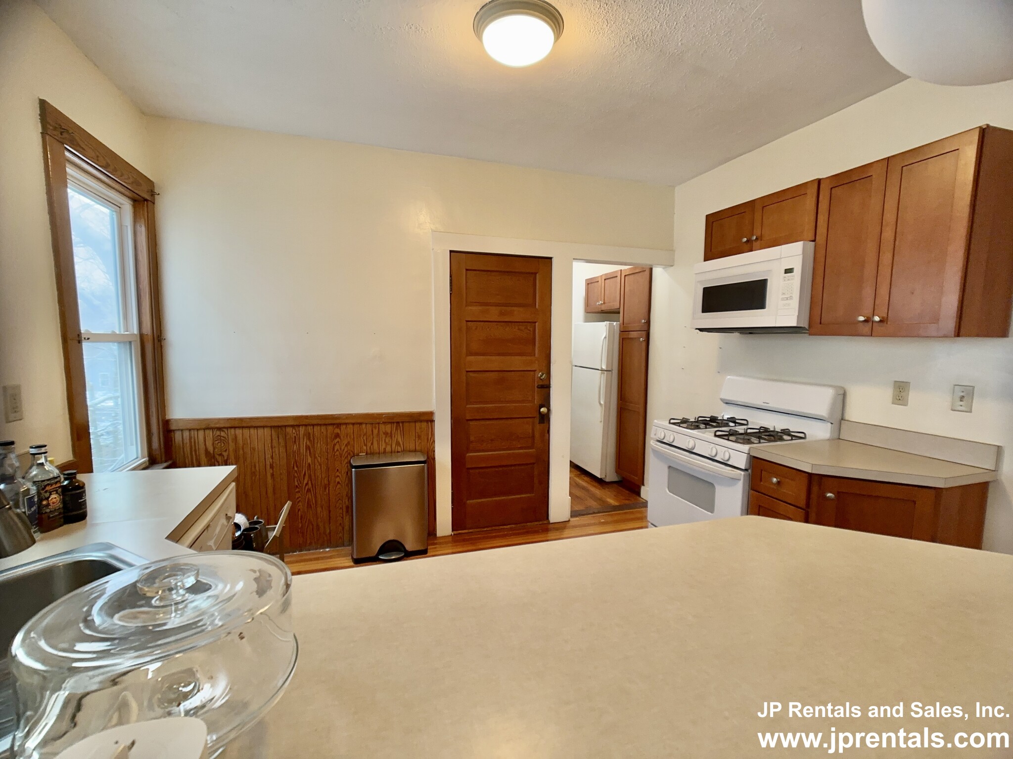 40 Gartland St, Jamaica Plain