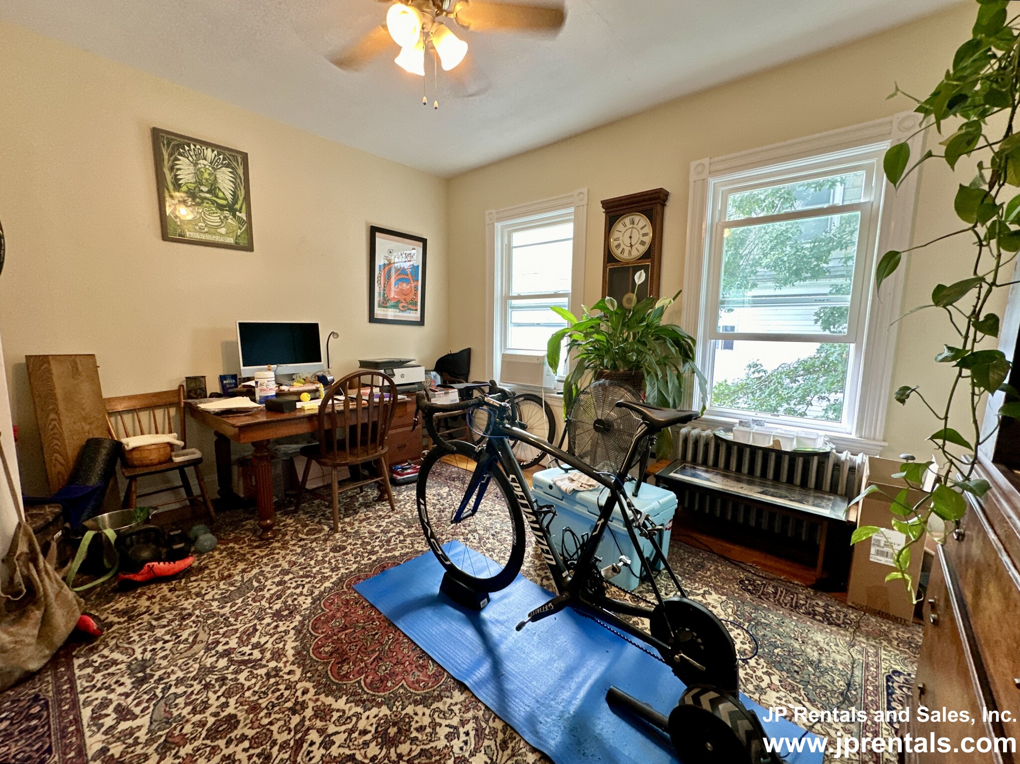 40 Hewlett St, Roslindale