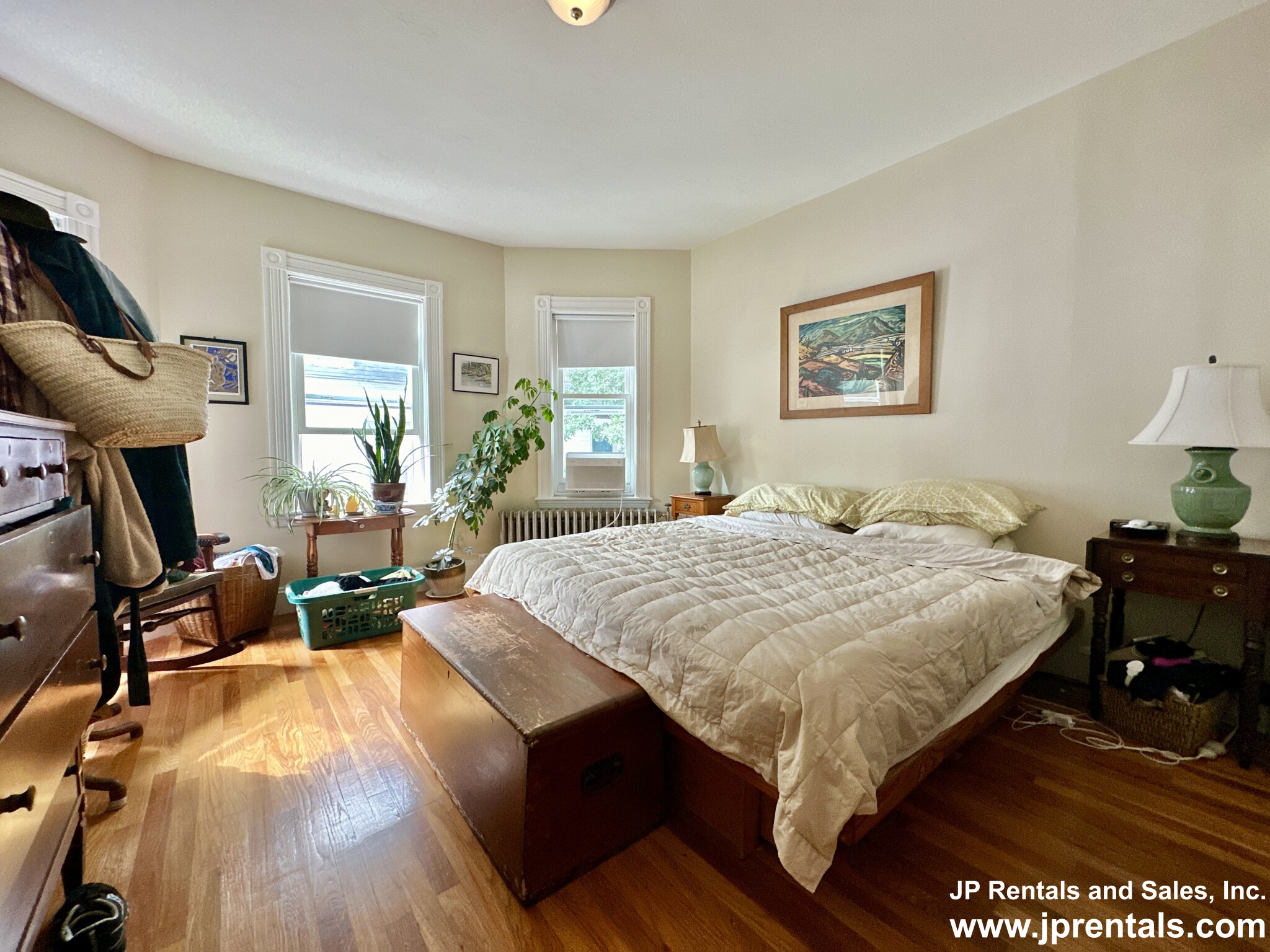 40 Hewlett St, Roslindale