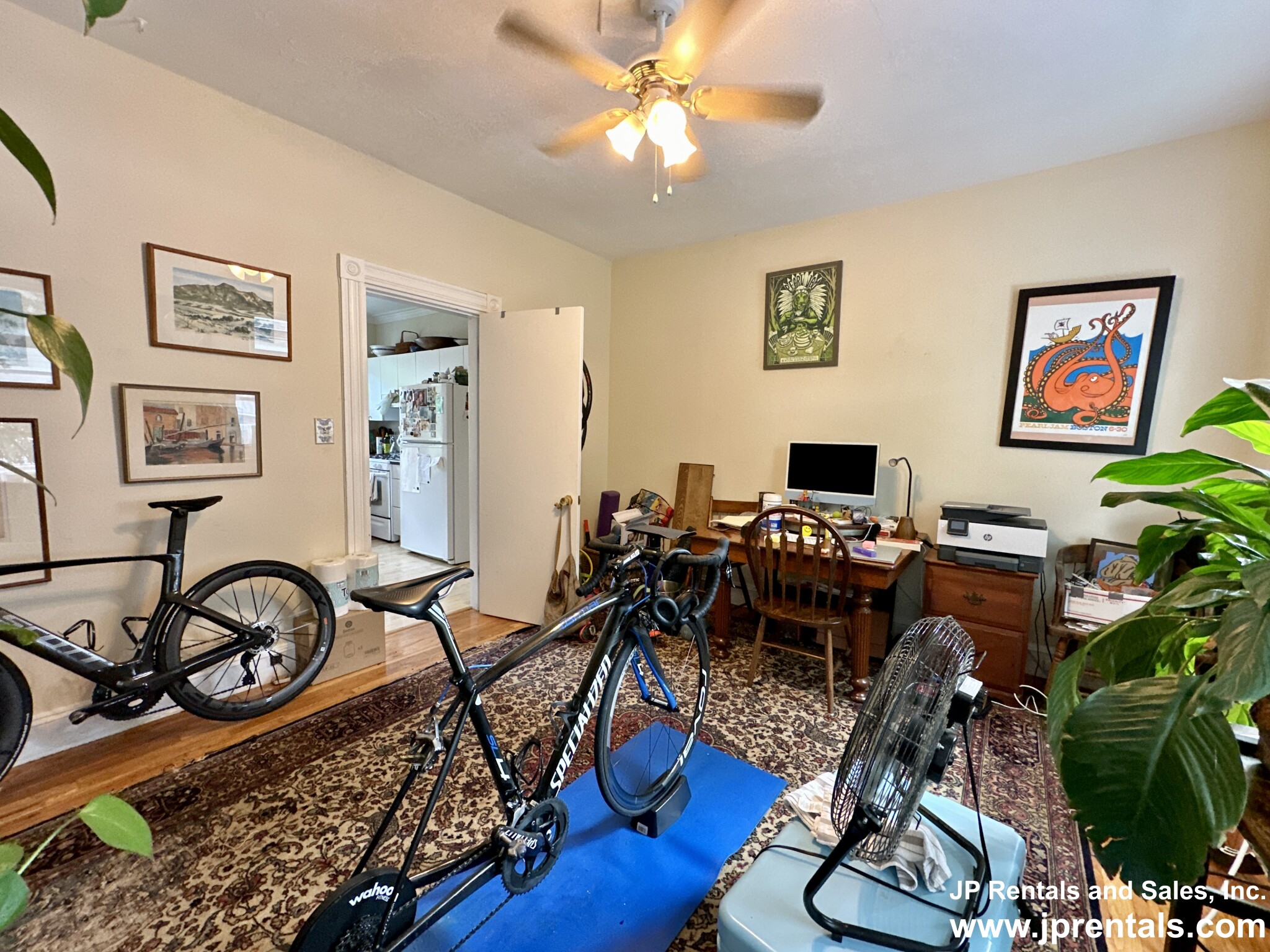 40 Hewlett St, Roslindale