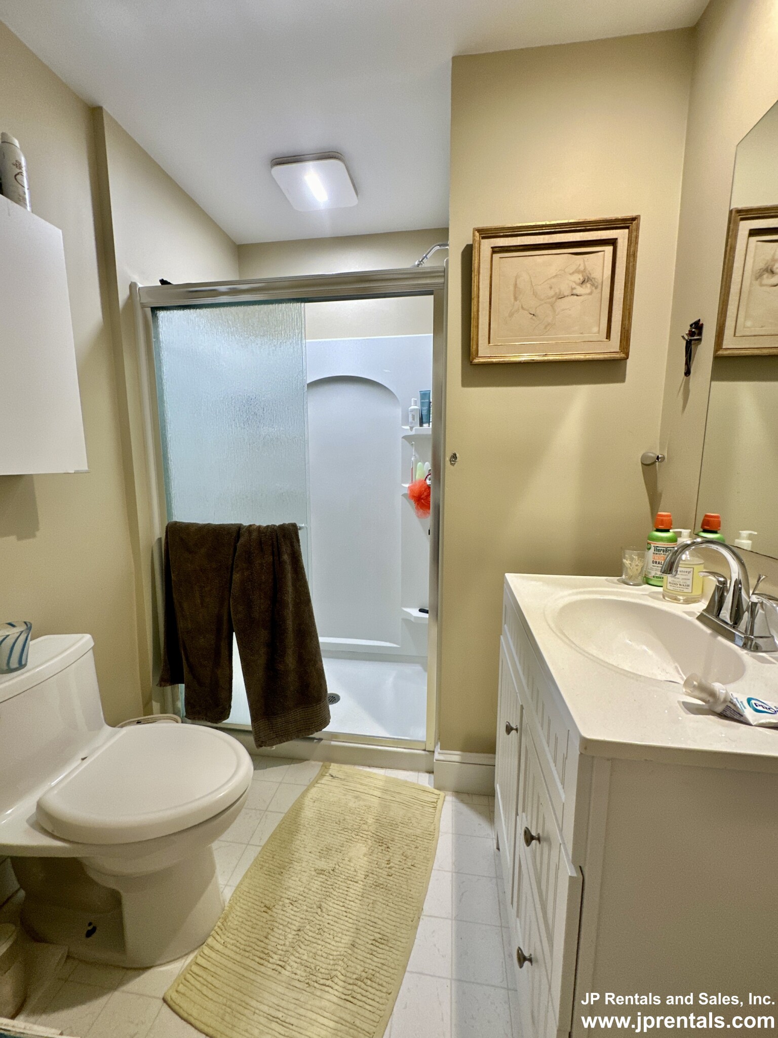 40 Hewlett St, Roslindale