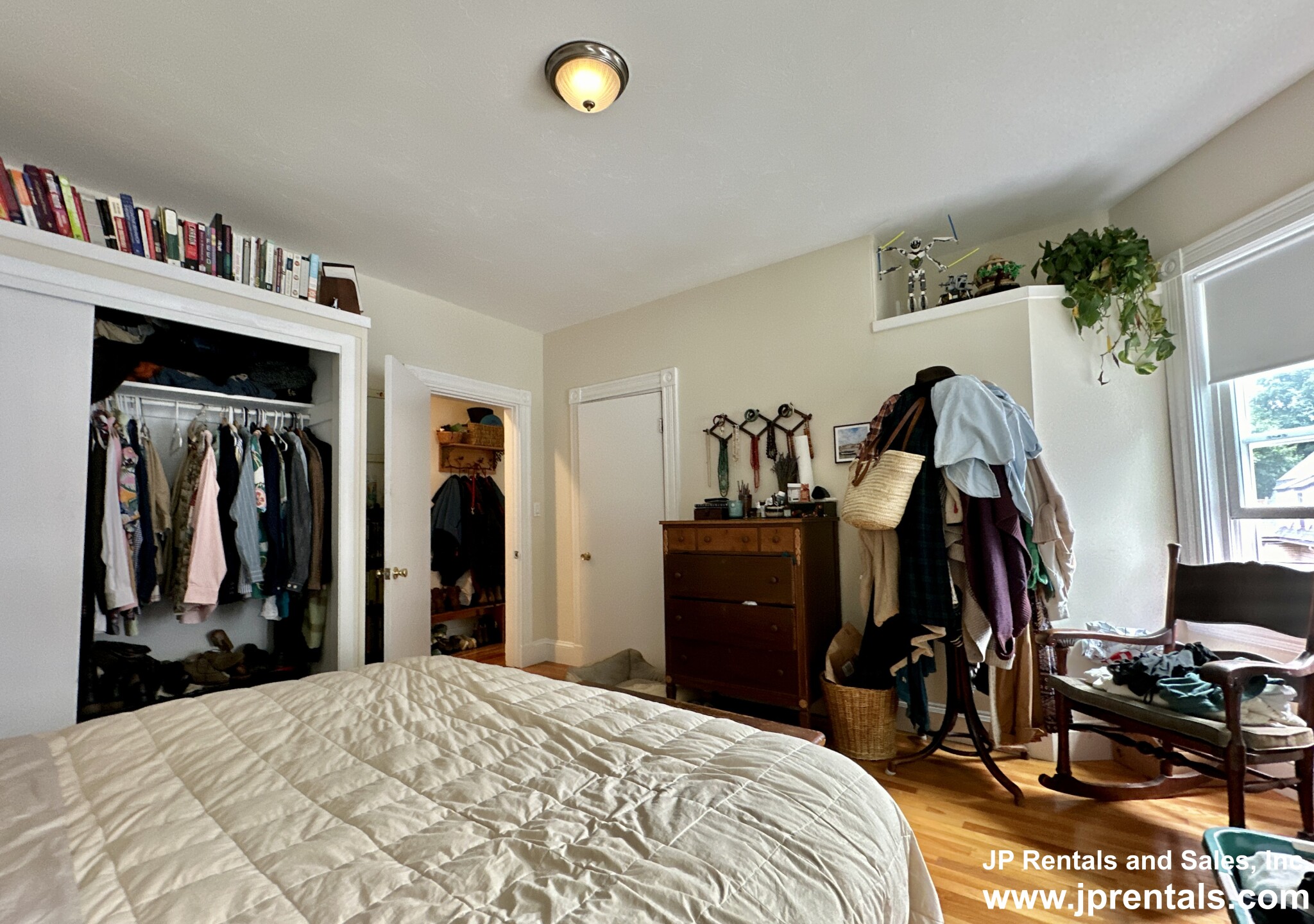 40 Hewlett St, Roslindale